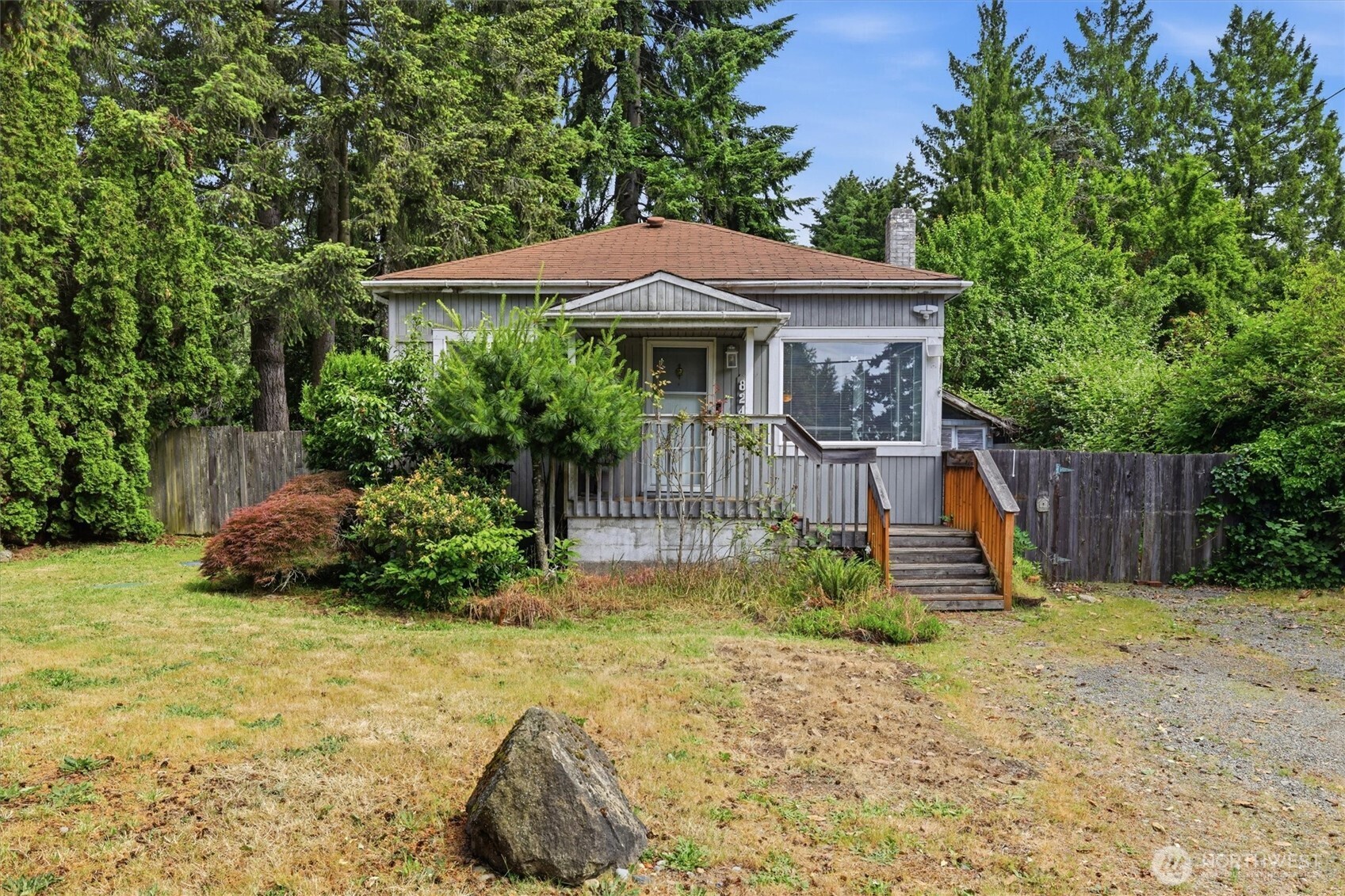 824 S 146th Street