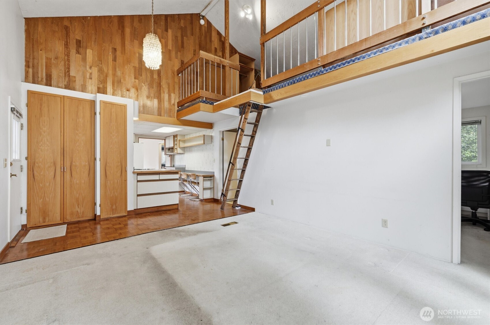 824 S 146th Street