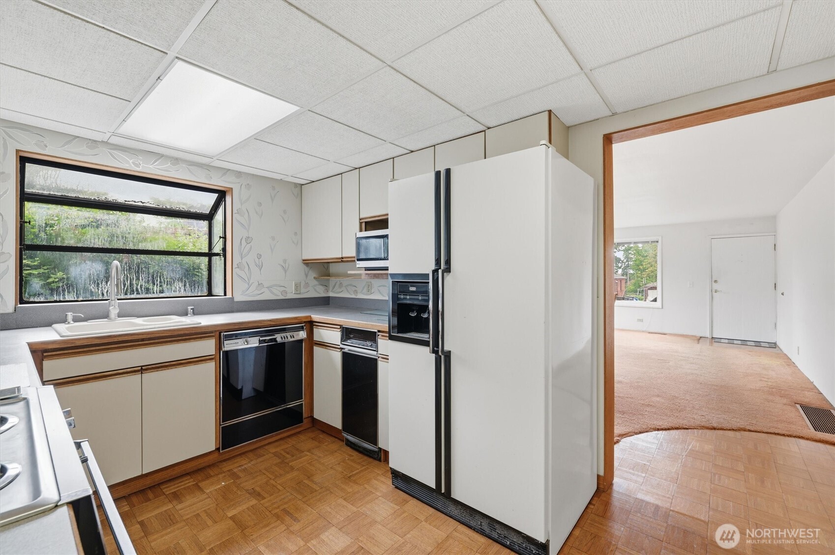 824 S 146th Street