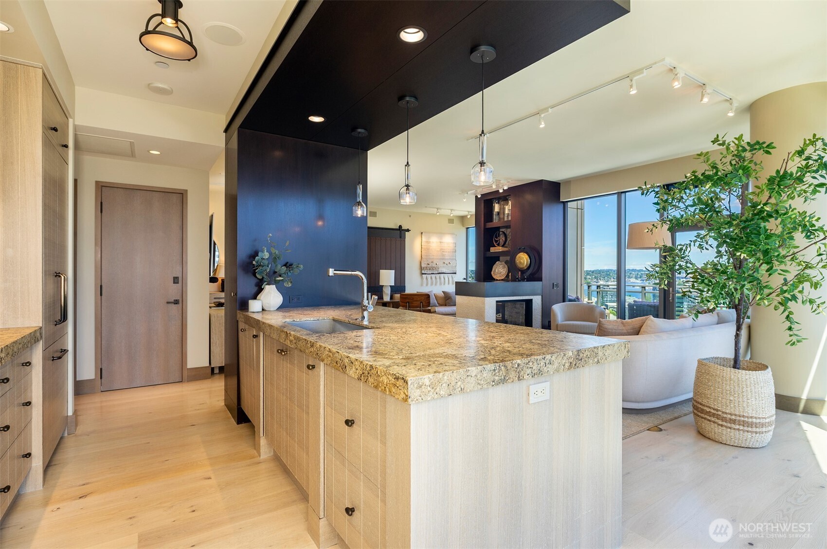 820 Blanchard Street Unit: 1905