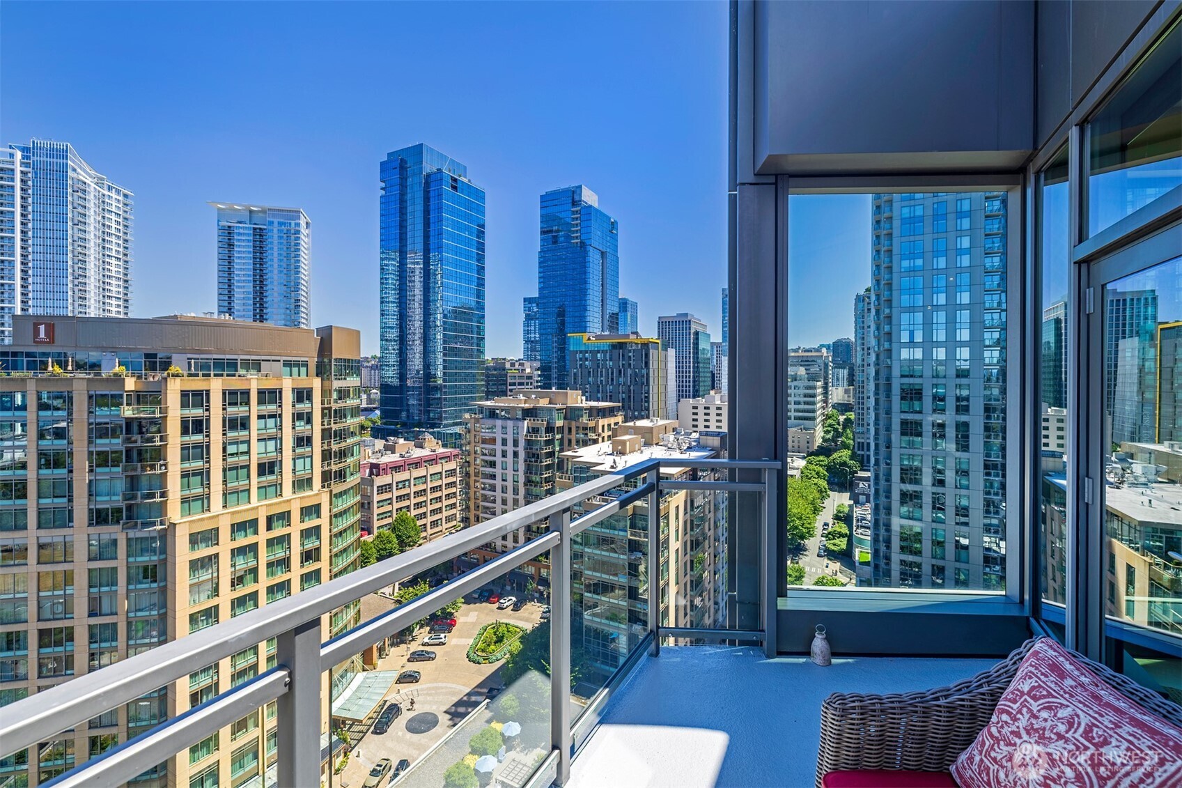 820 Blanchard Street Unit: 1905