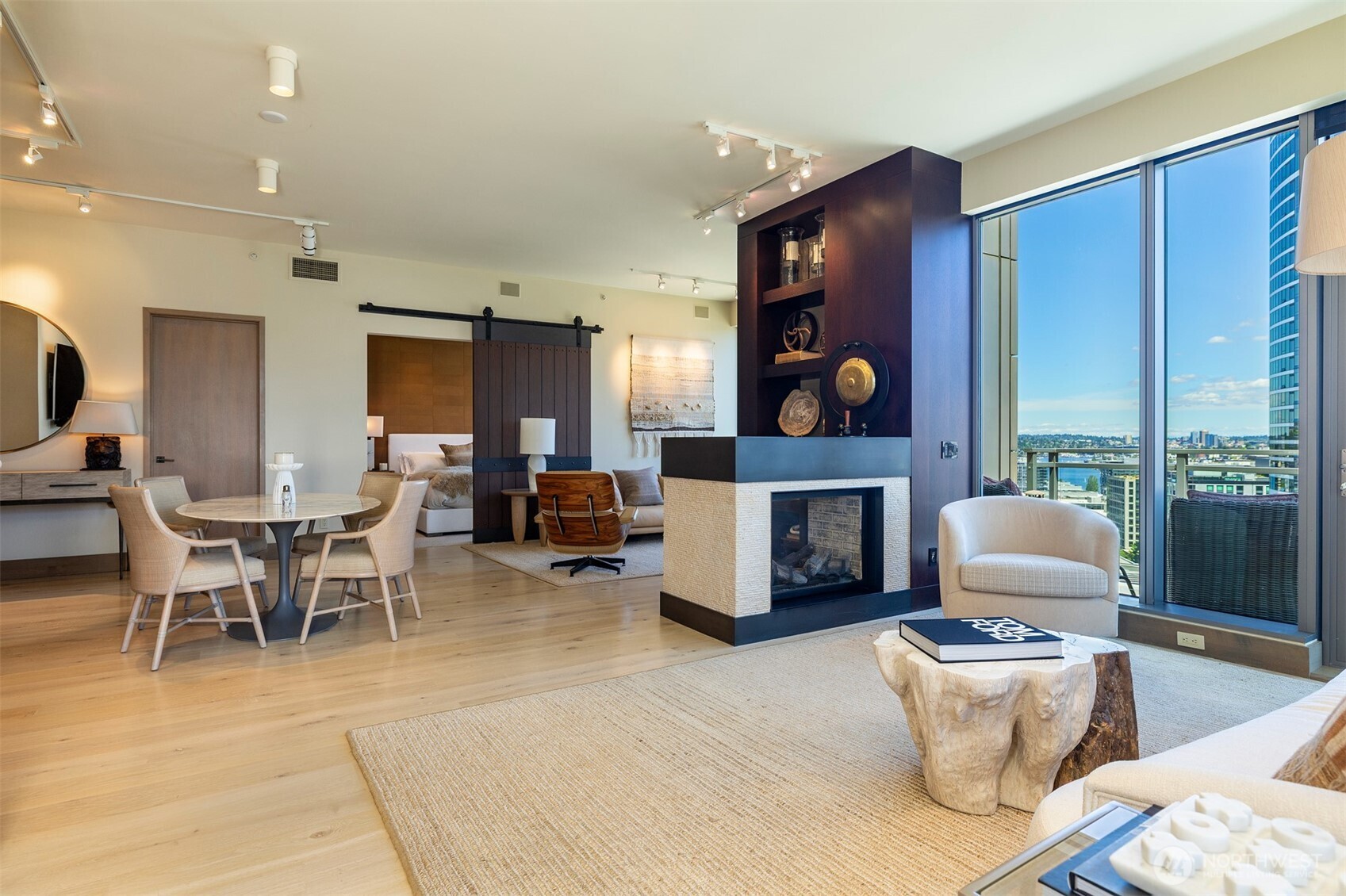 820 Blanchard Street Unit: 1905