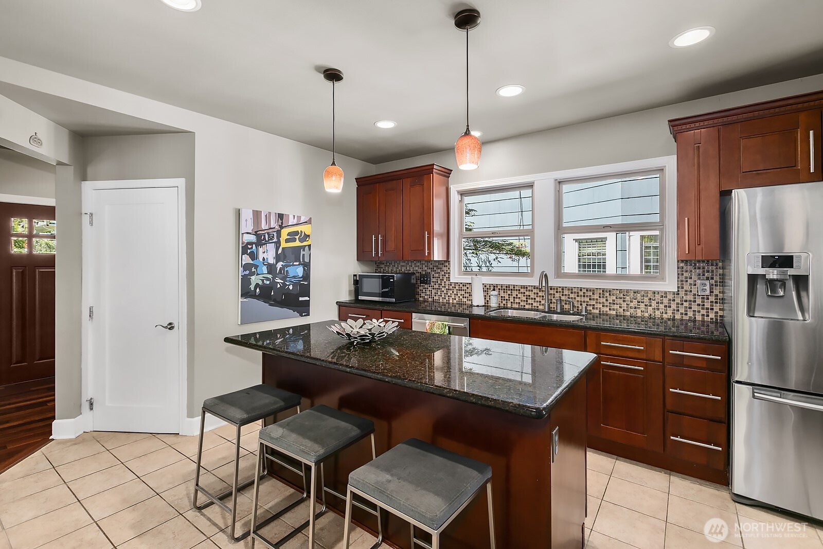 1506 17th Avenue E