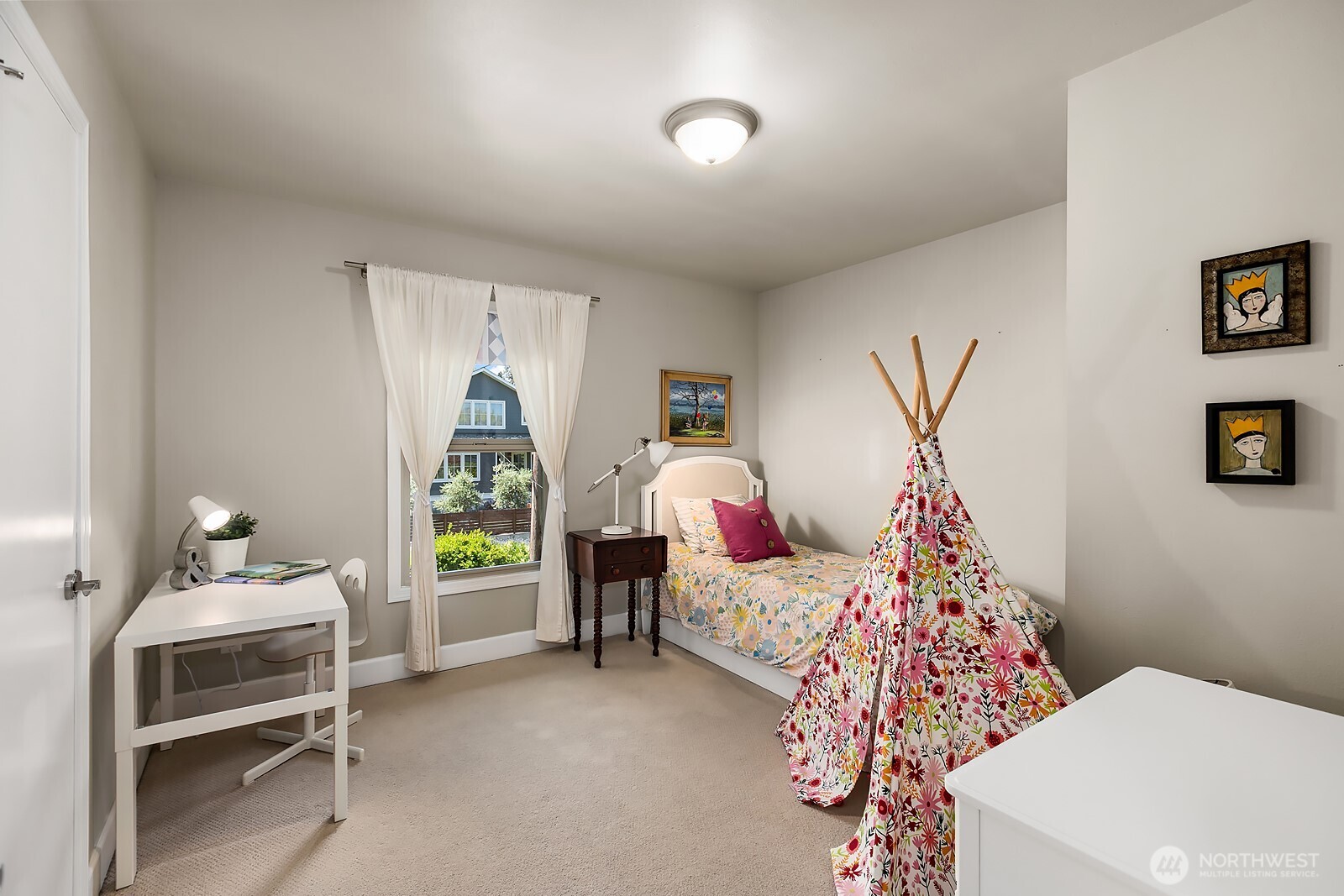 1506 17th Avenue E