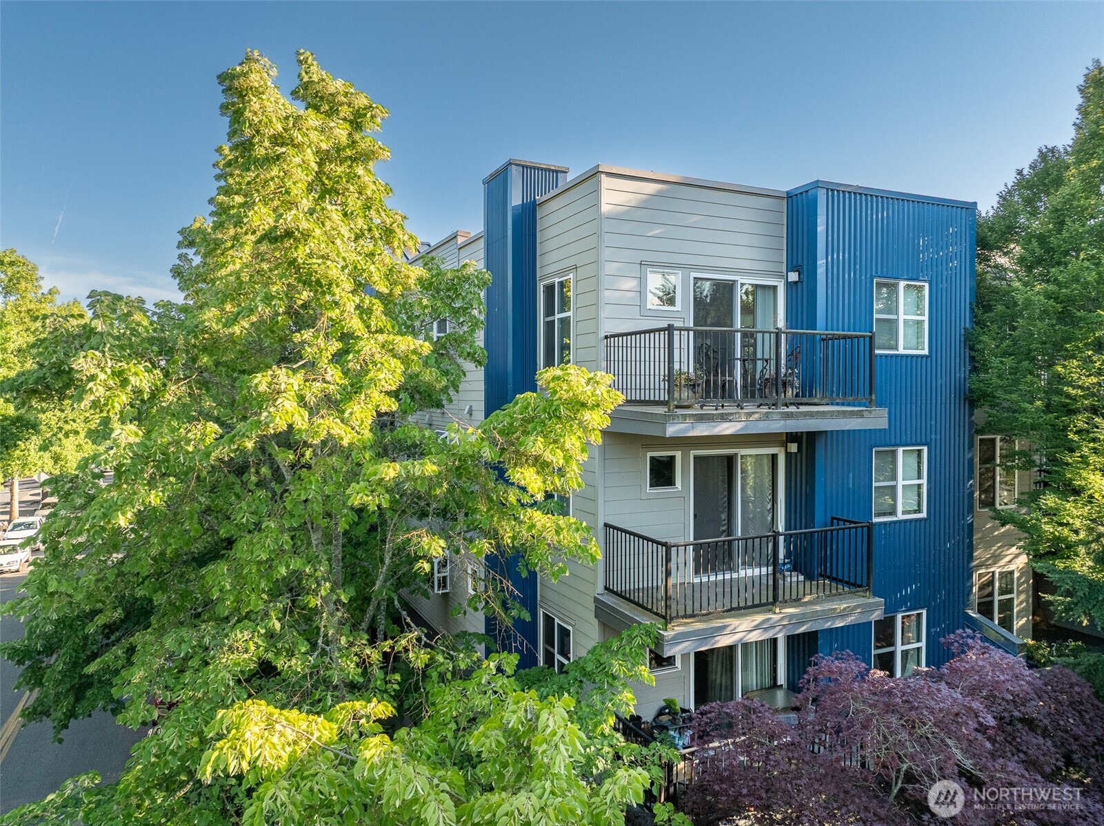 12345 Roosevelt Way NE Unit: 310