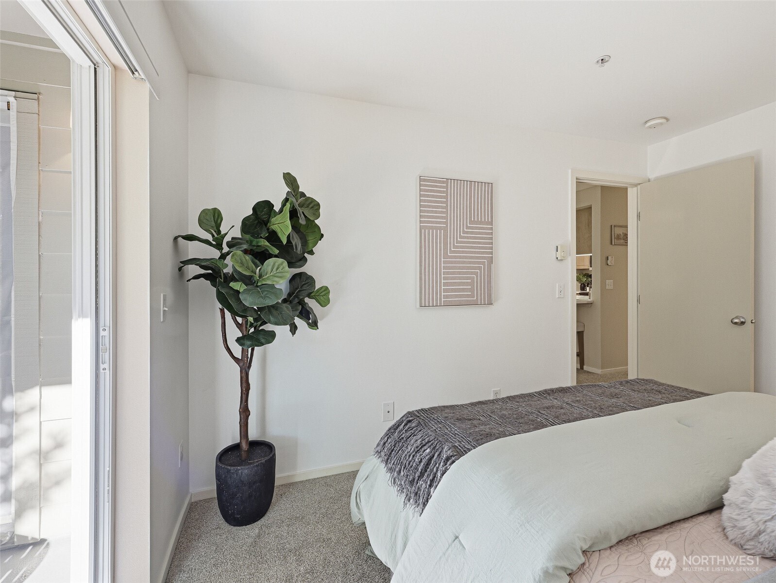 12345 Roosevelt Way NE Unit: 310