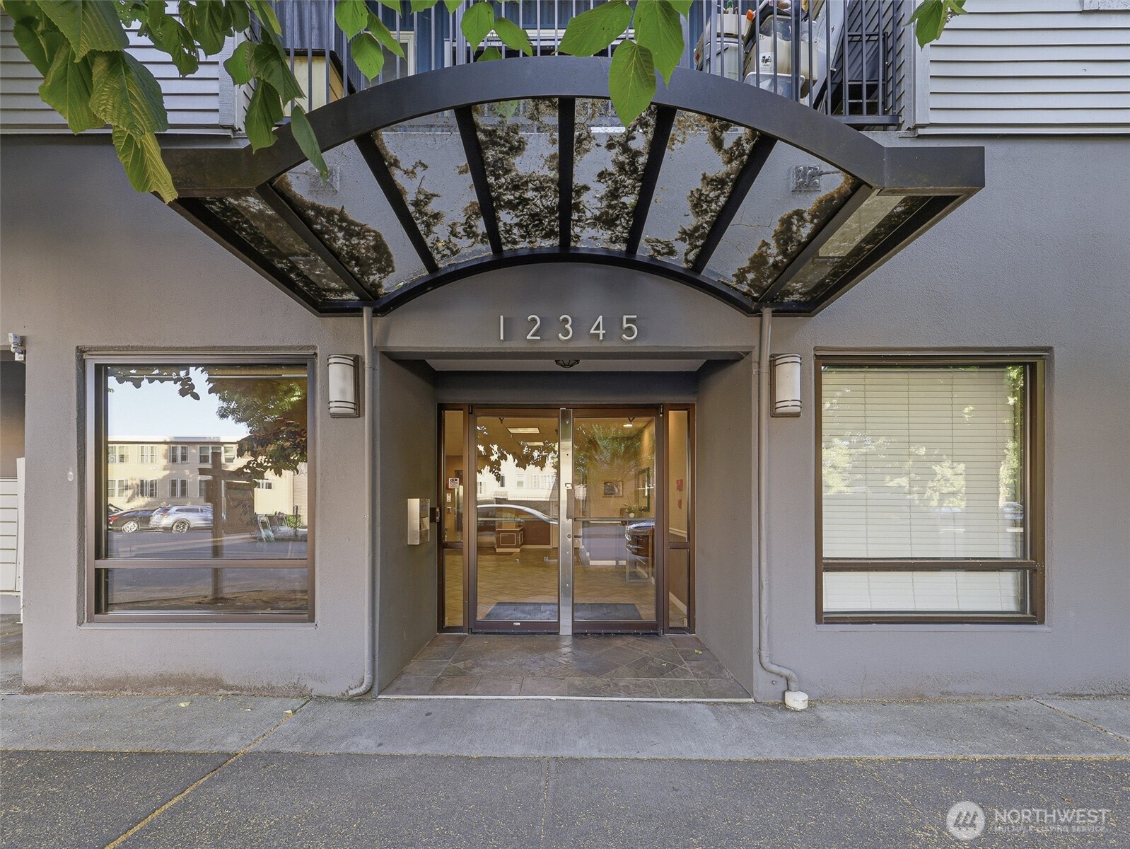 12345 Roosevelt Way NE Unit: 310