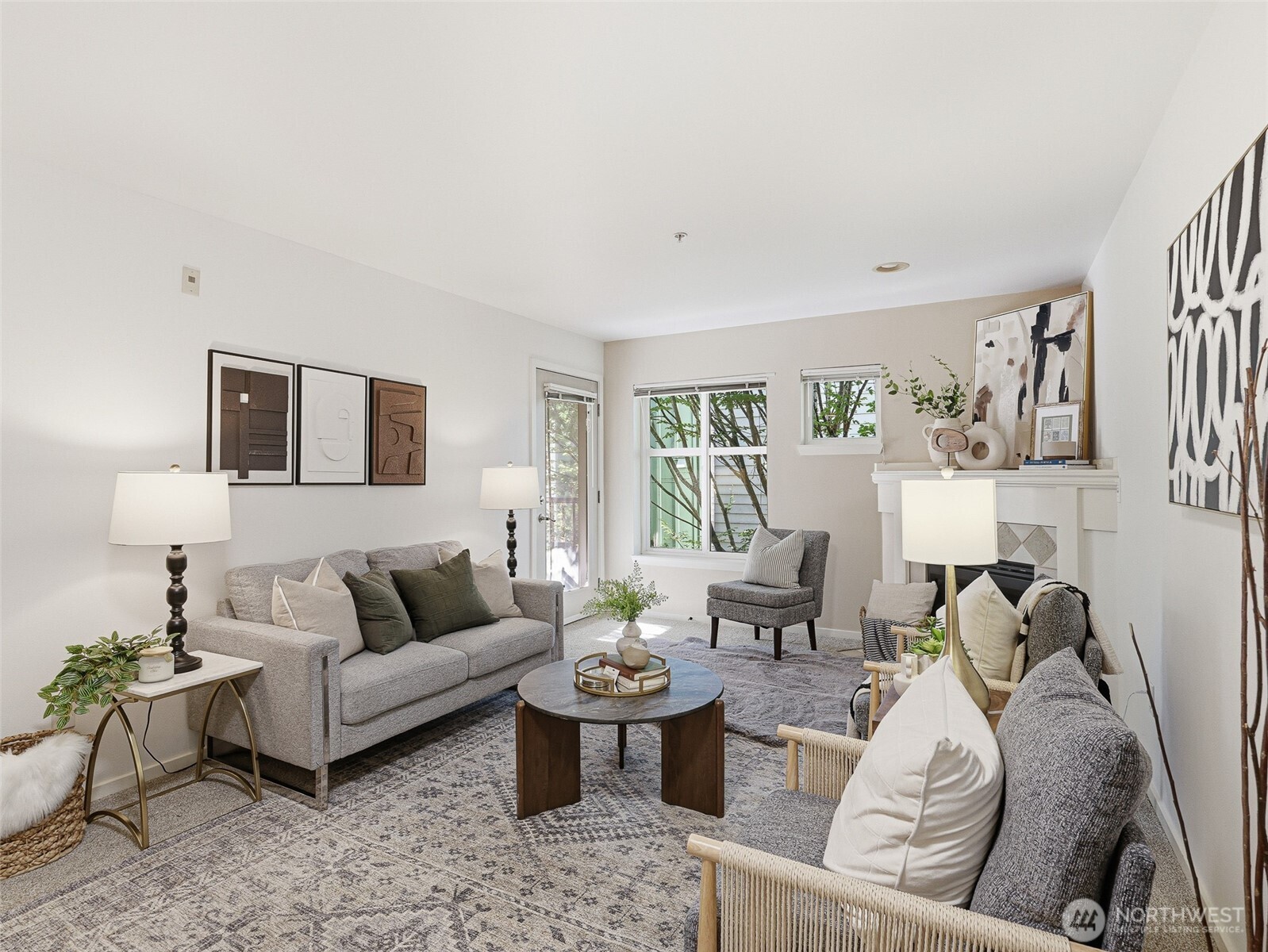 12345 Roosevelt Way NE Unit: 310