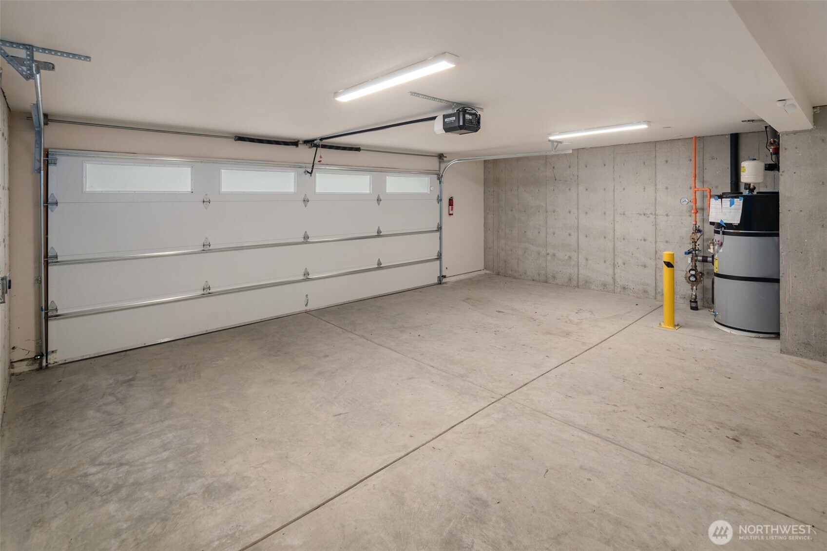 454 NE 40th Street