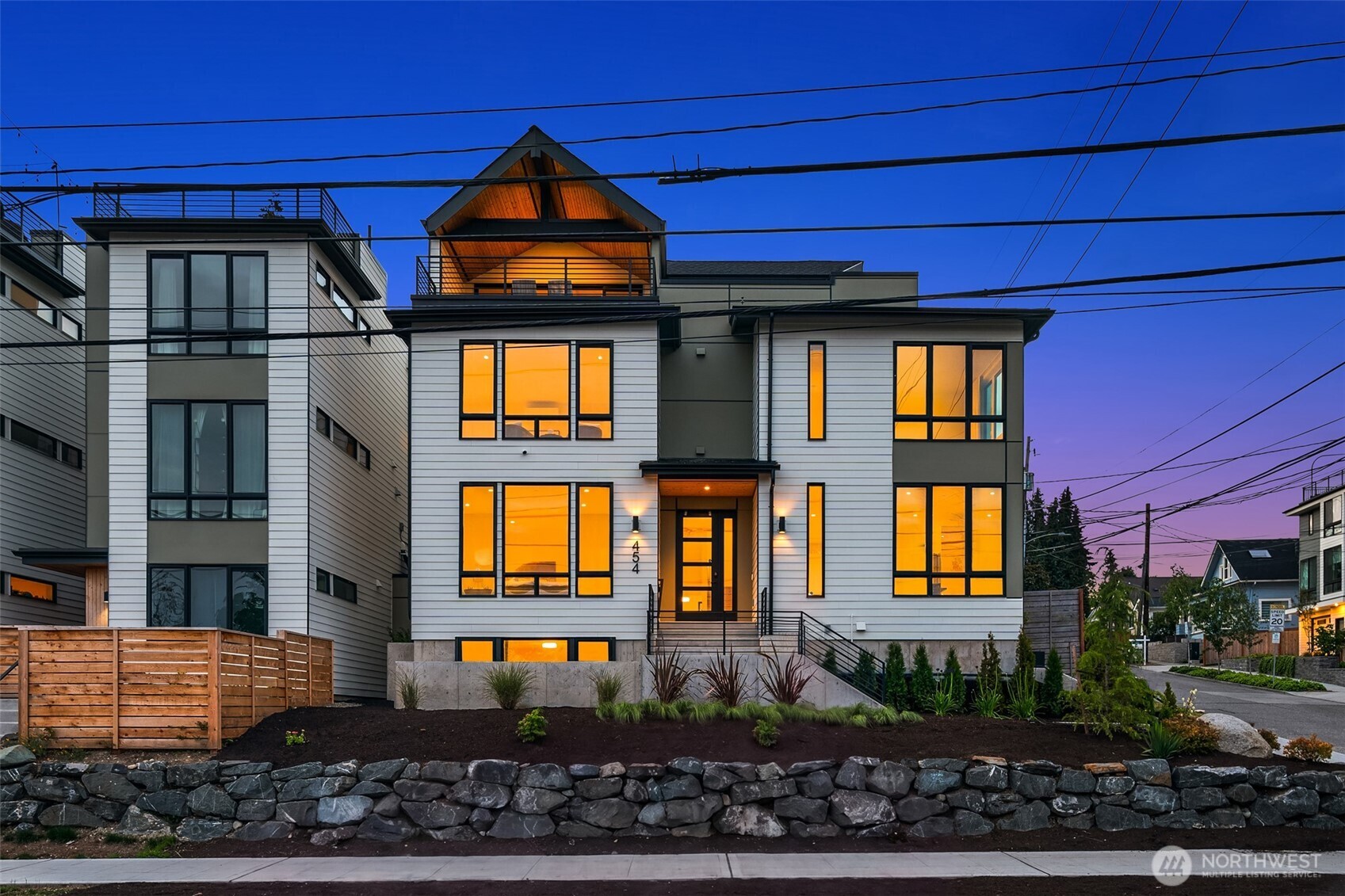 454 NE 40th Street
