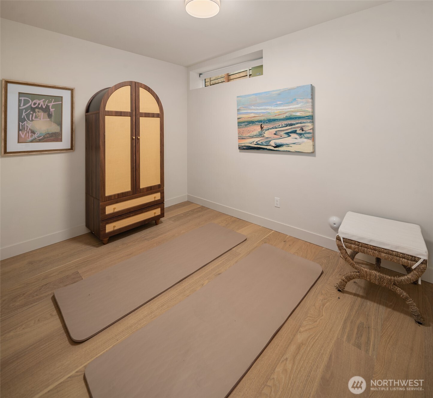 454 NE 40th Street