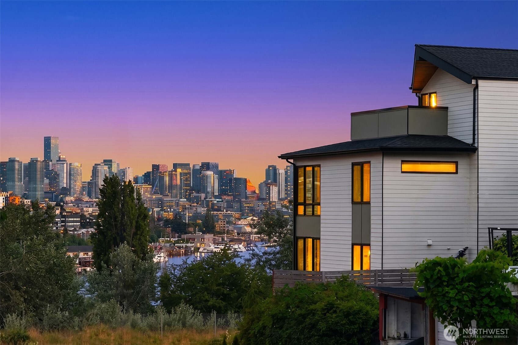 454 NE 40th Street