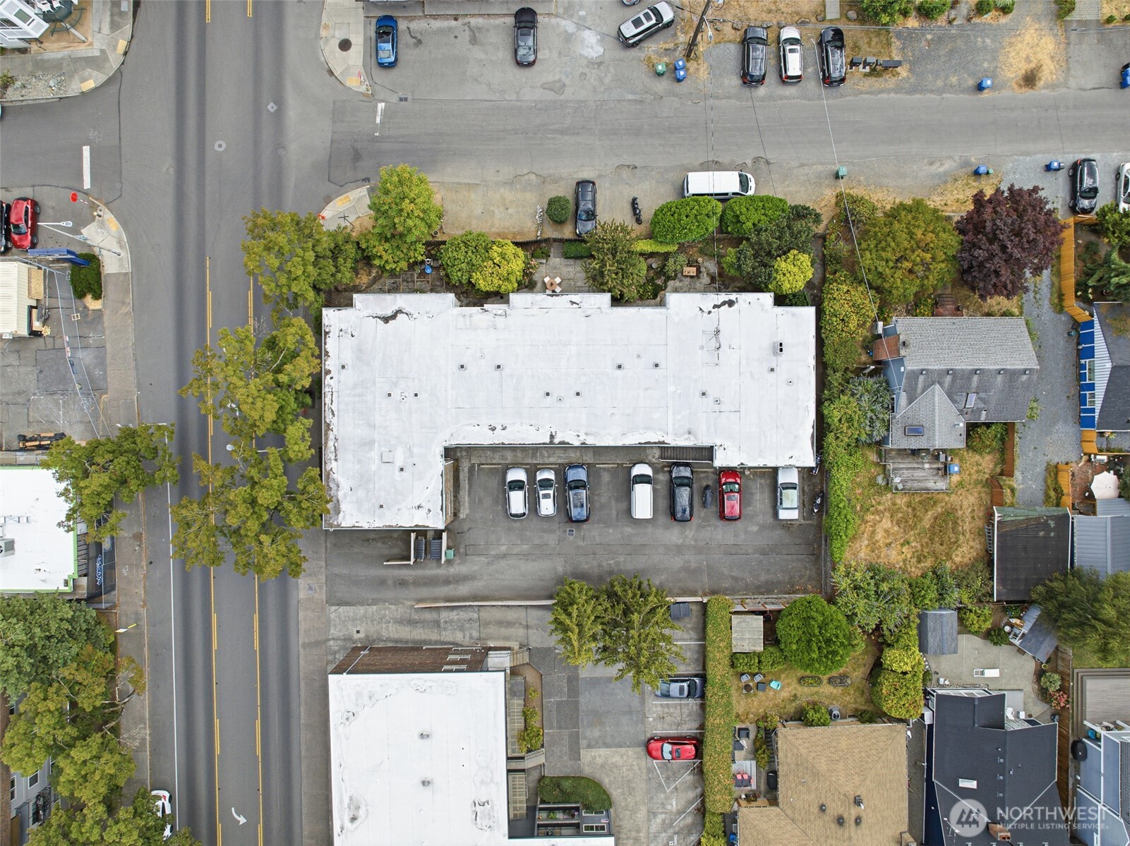 8701 35th Avenue NE Unit: Apt 4