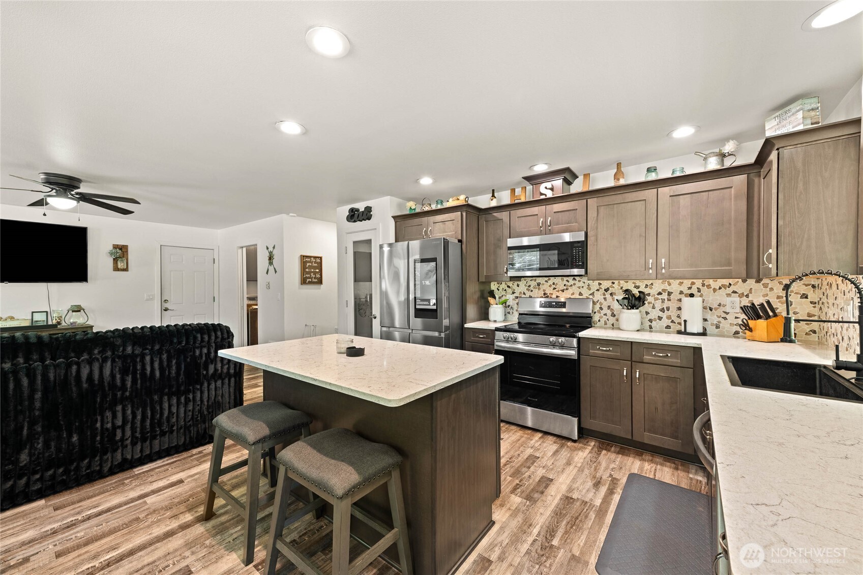 4615 354th Street Ct E