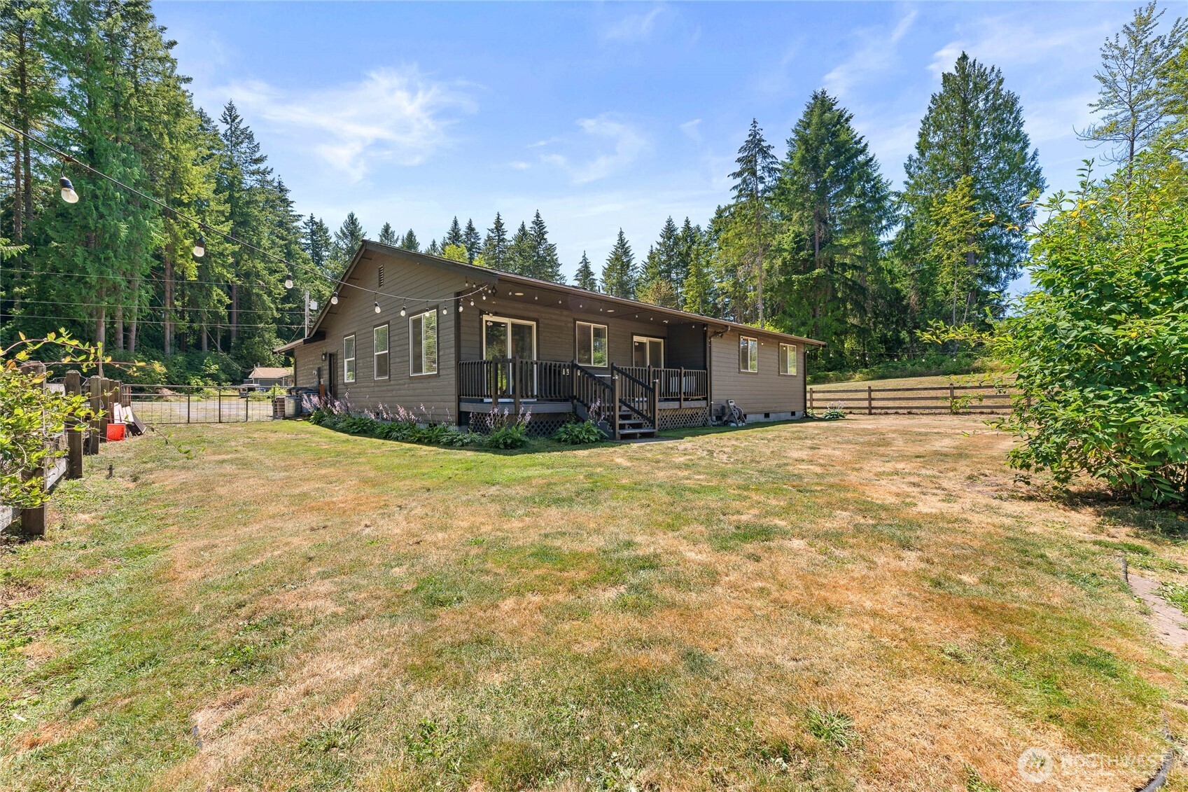 4615 354th Street Ct E