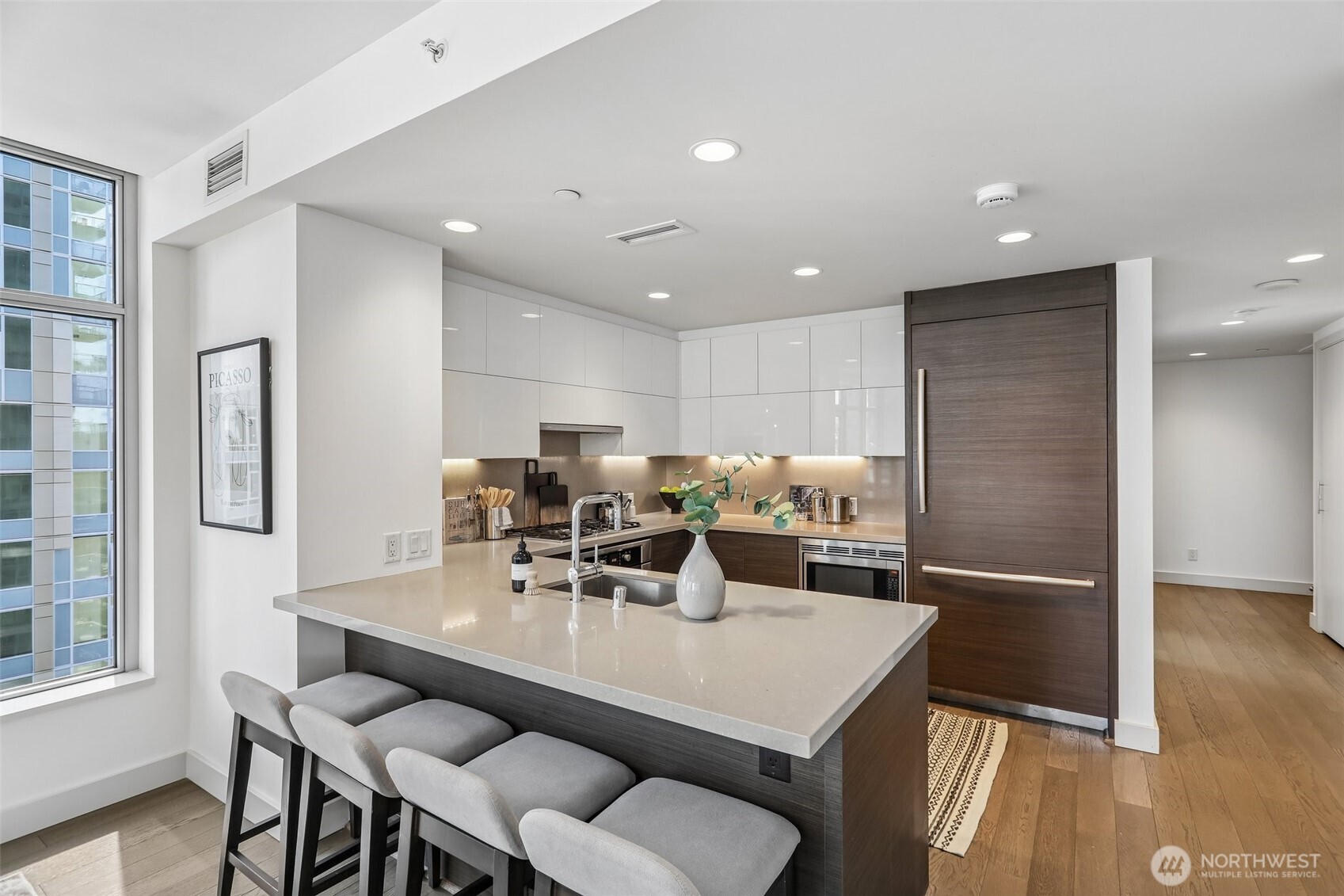 588 Bell Street Unit: 1102