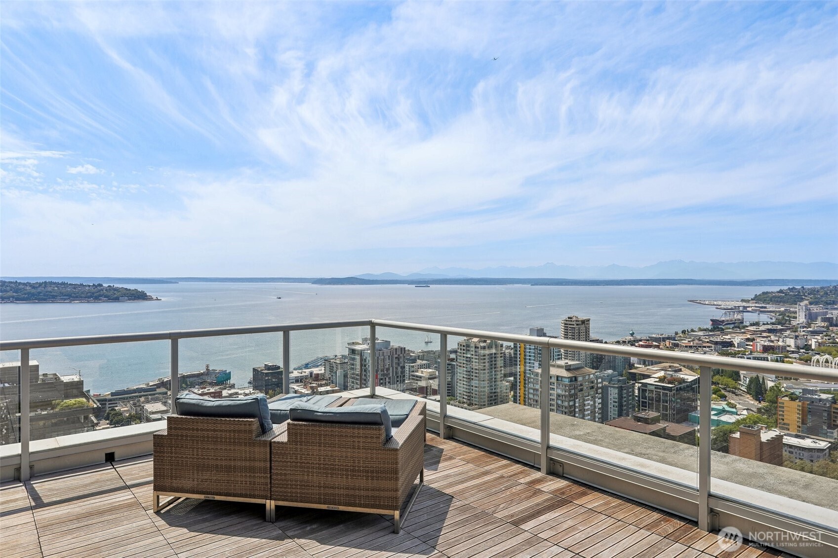 588 Bell Street Unit: 1102