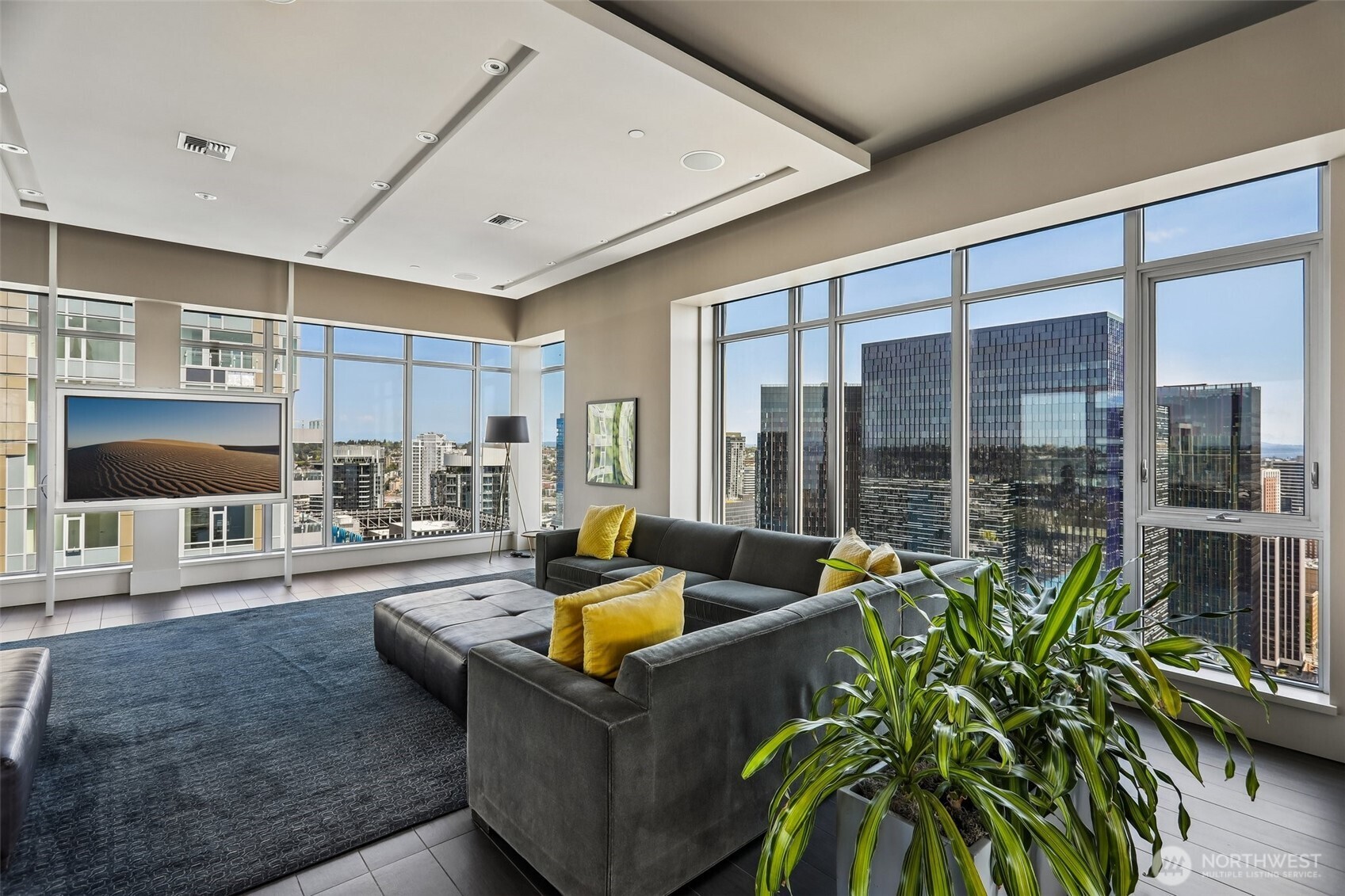588 Bell Street Unit: 1102