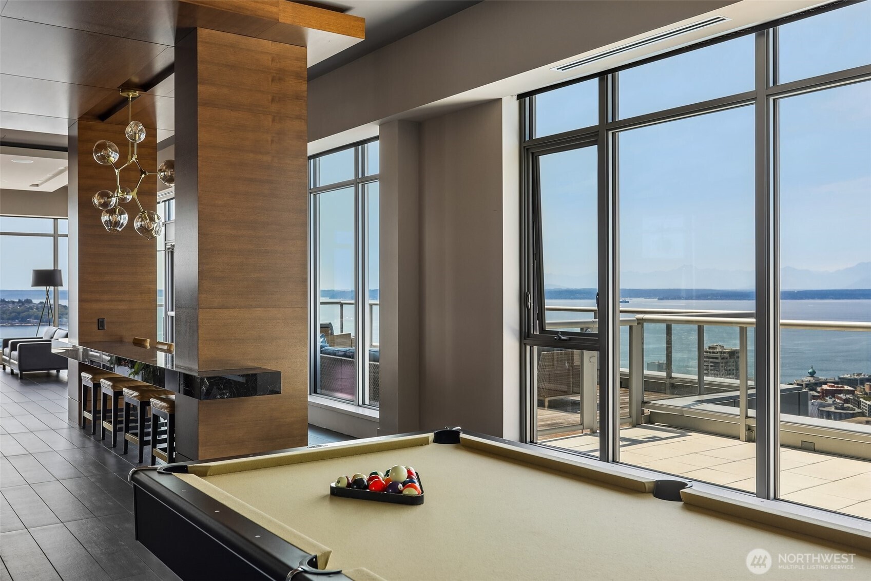 588 Bell Street Unit: 1102