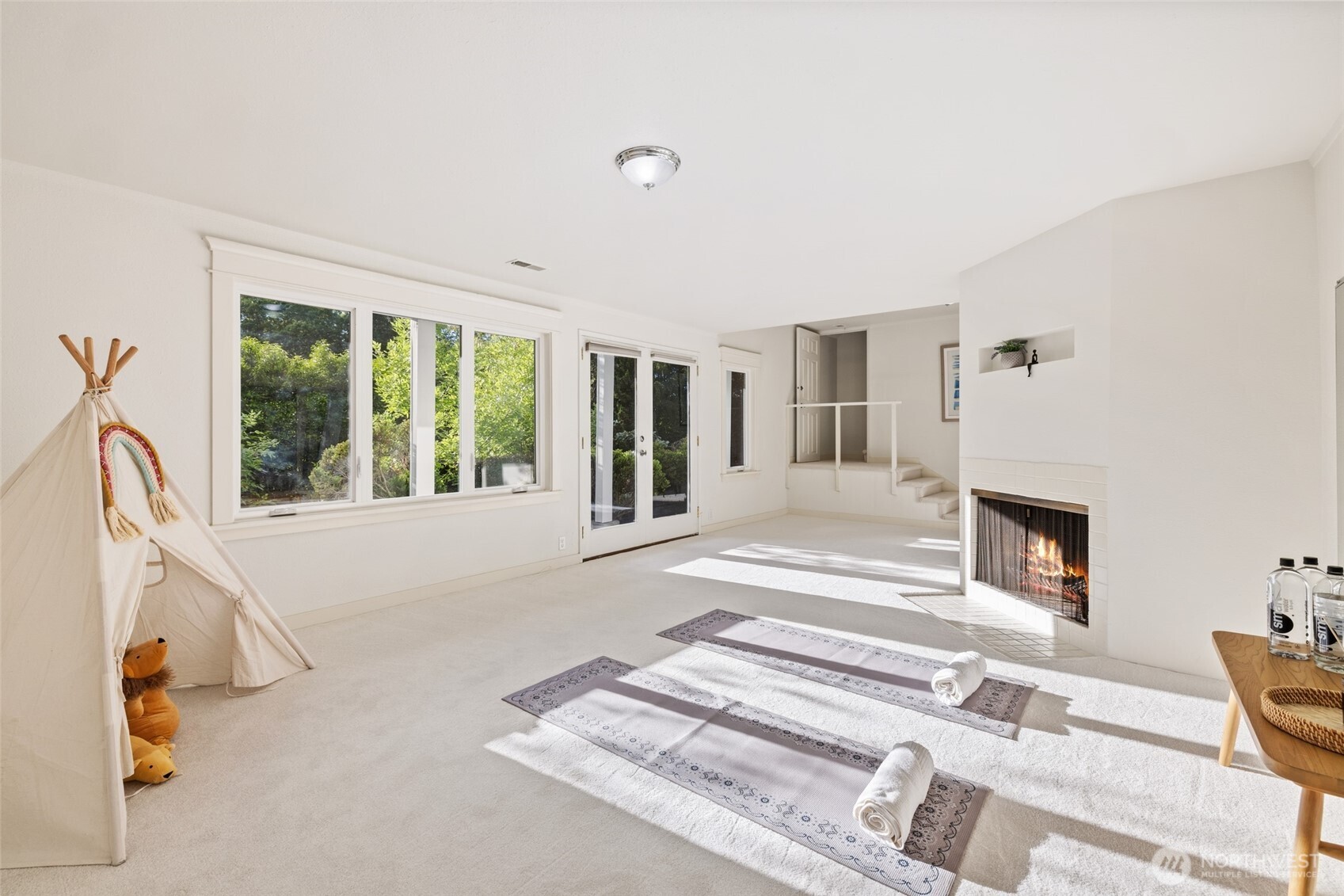 8245 NE 8th Street