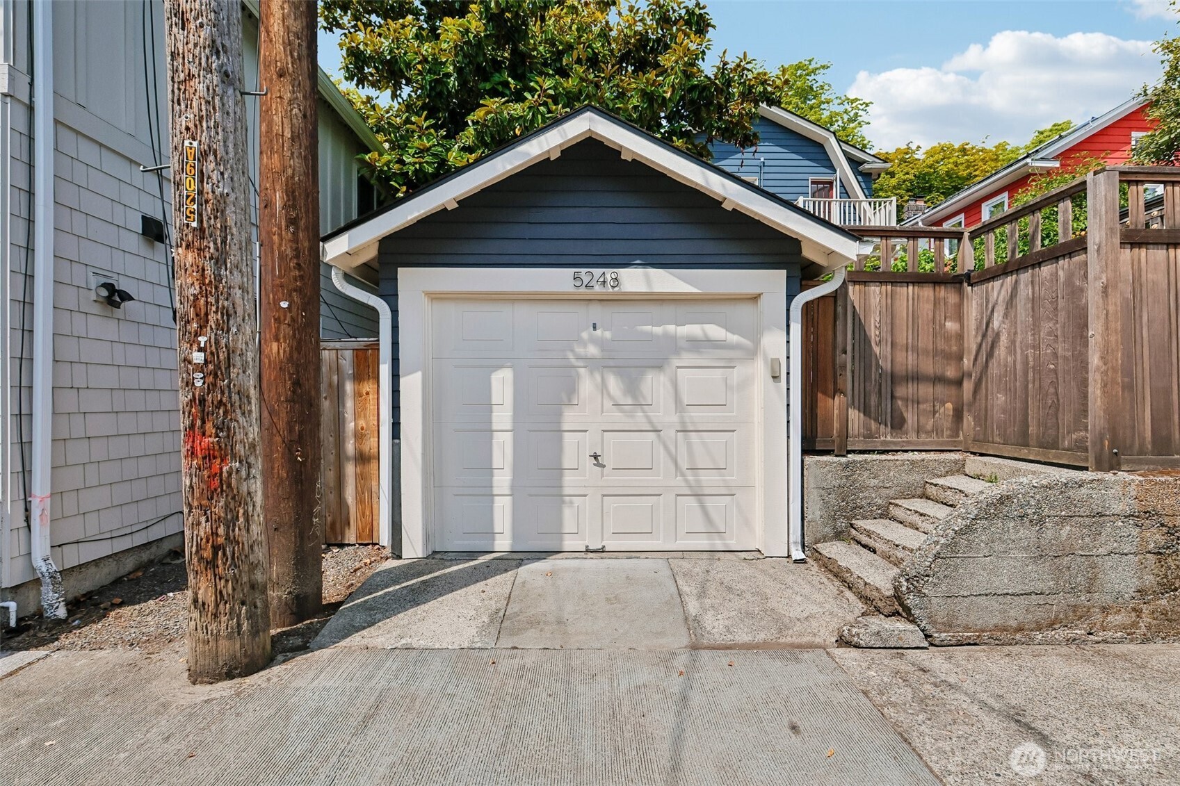 5248 17th Avenue NE