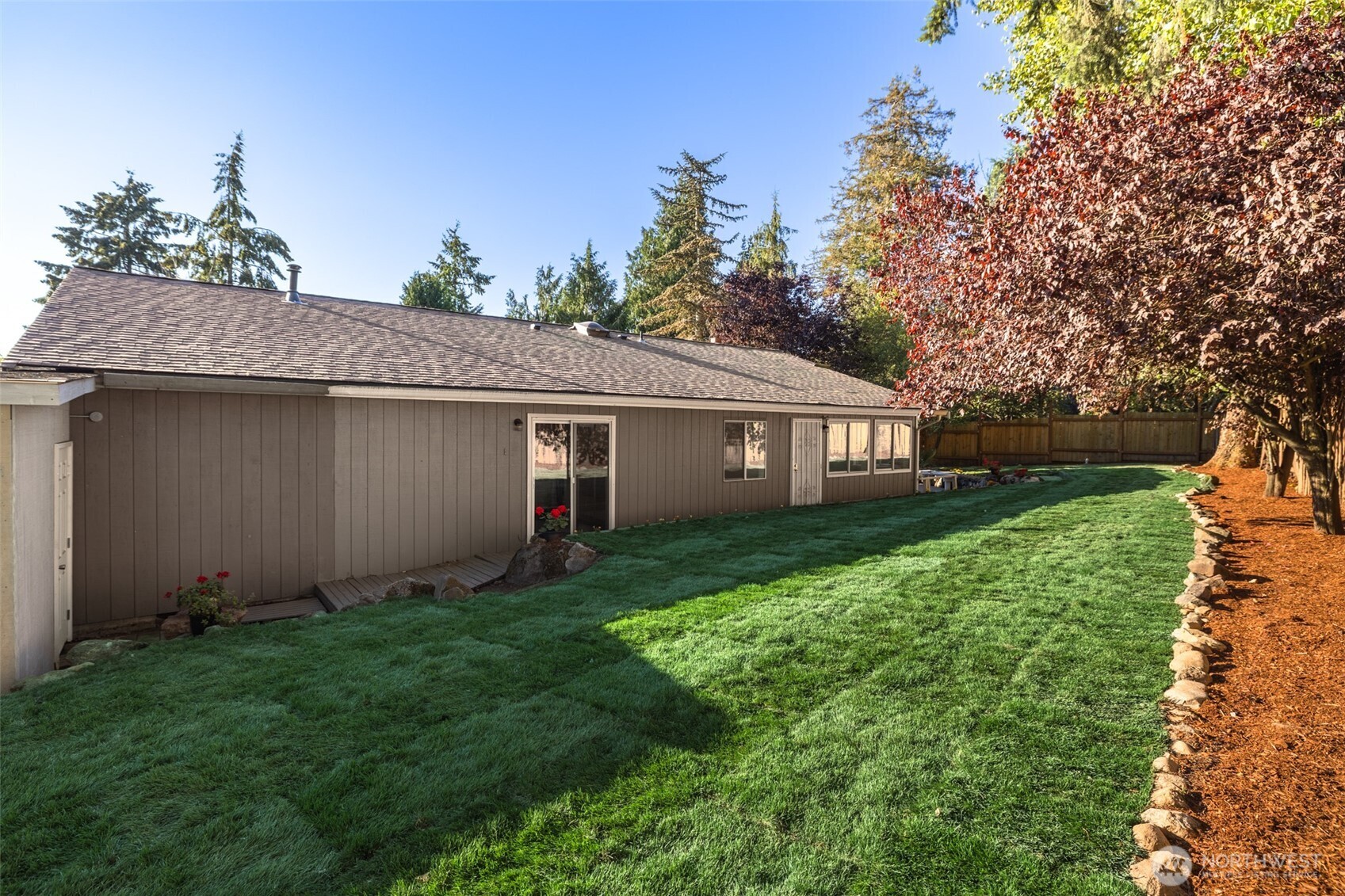 2417 S 249th Place