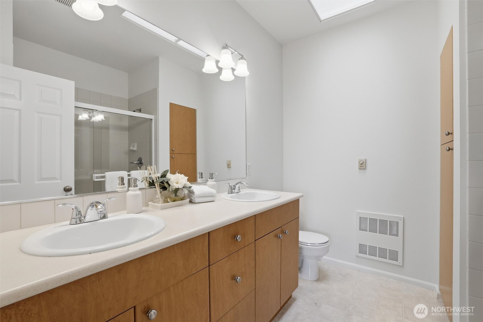 5001 Davis Place S Unit: E