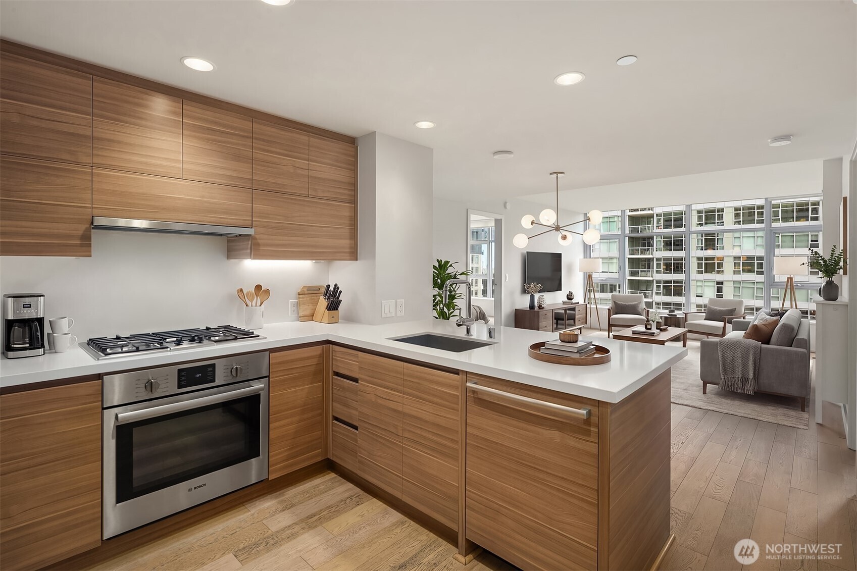 583 Battery Street Unit: 2208N