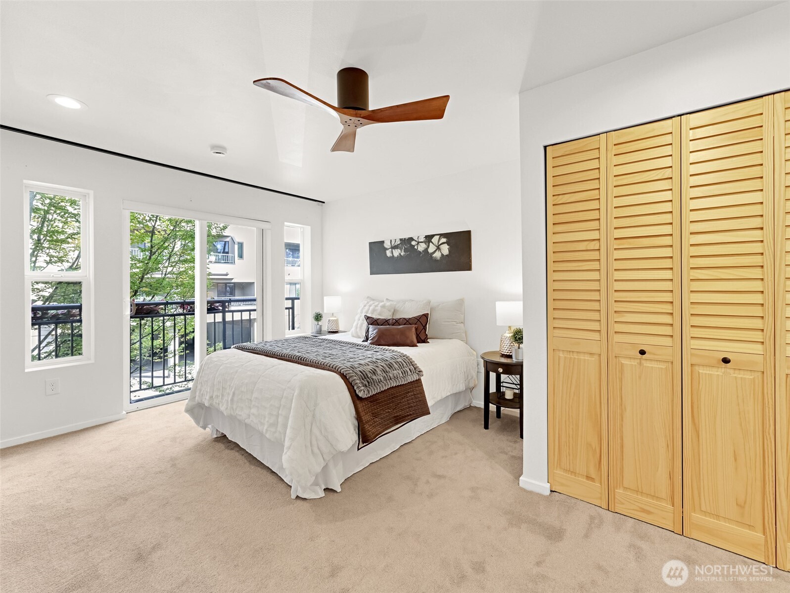 500 Aloha Street Unit: 305