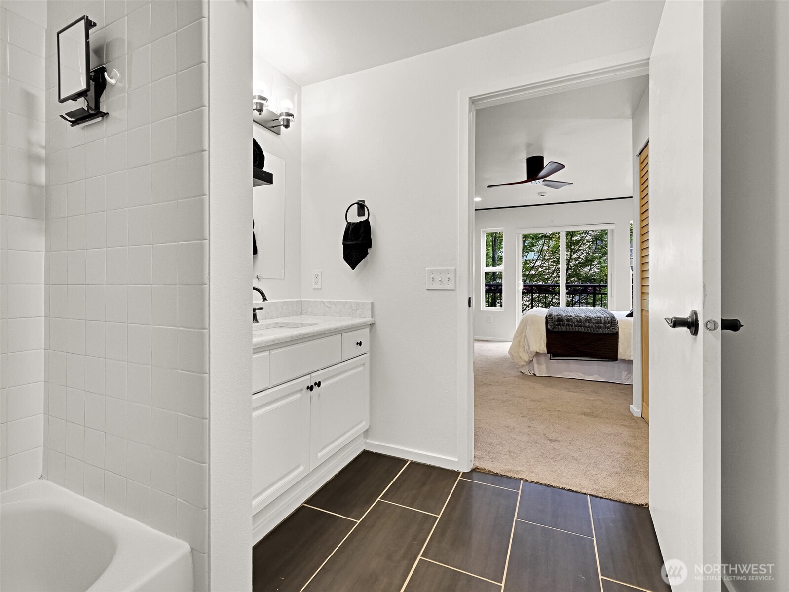 500 Aloha Street Unit: 305