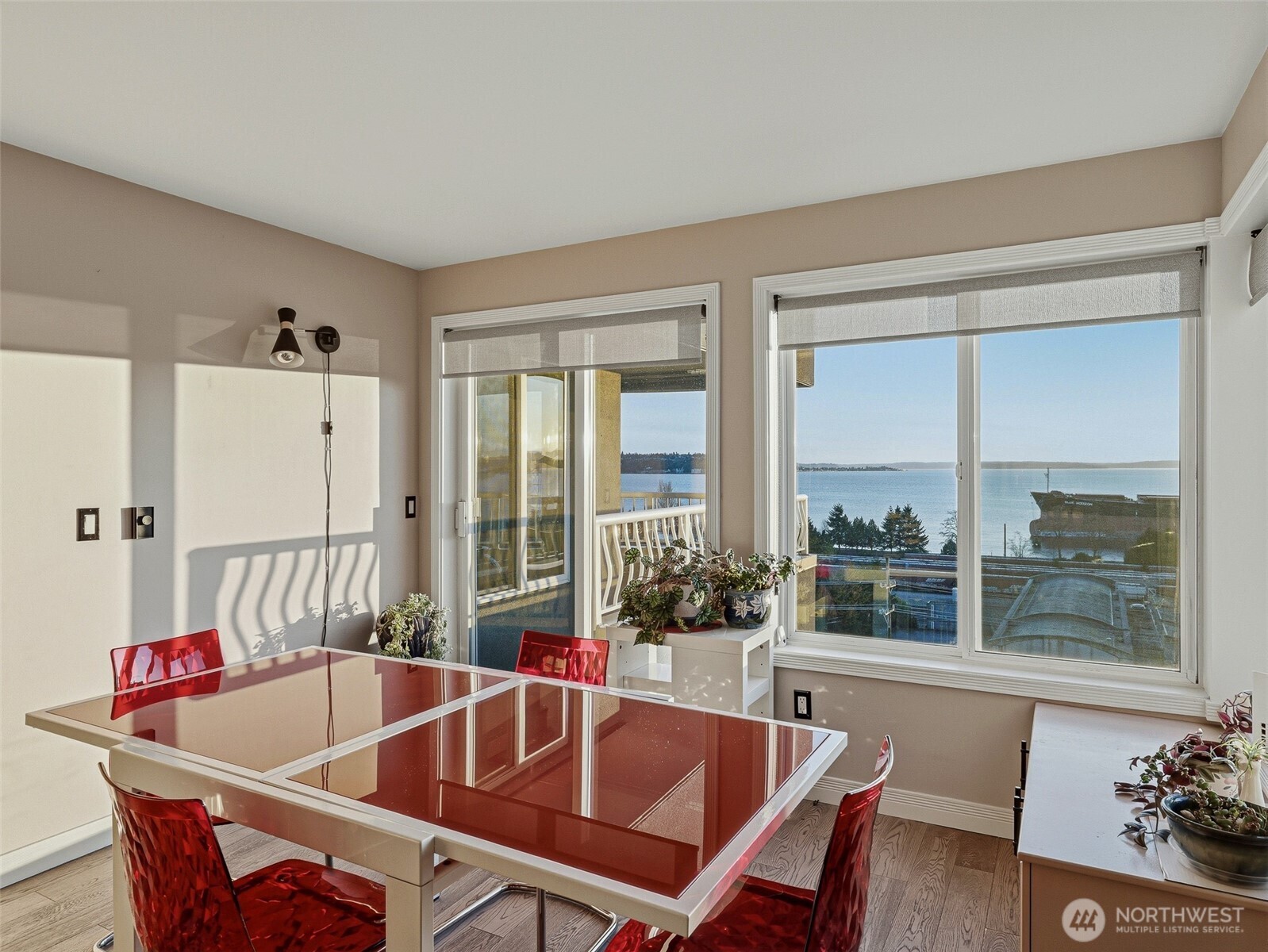 601 W Mercer Place Unit: 301