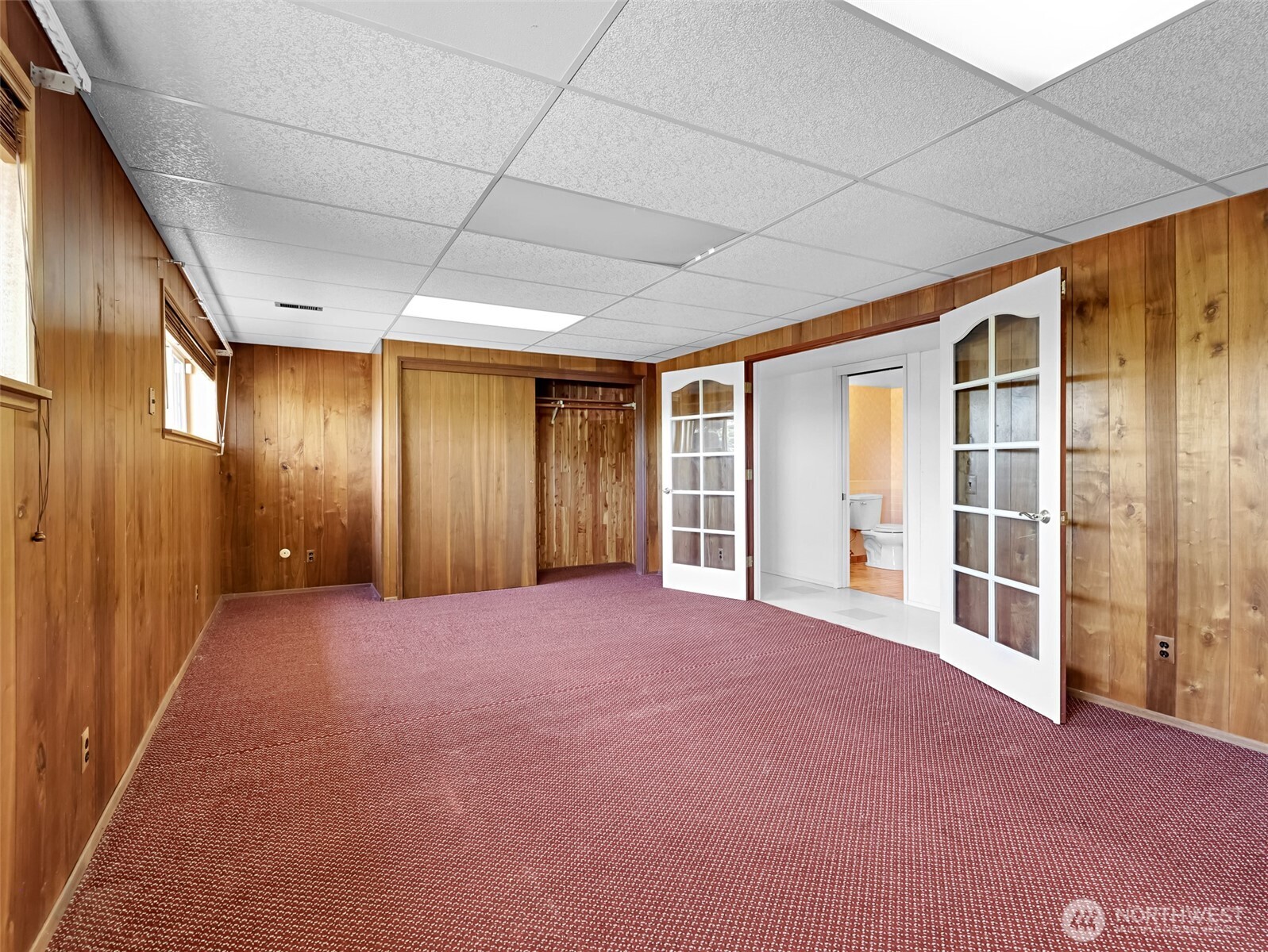 455 Seneca Avenue NW