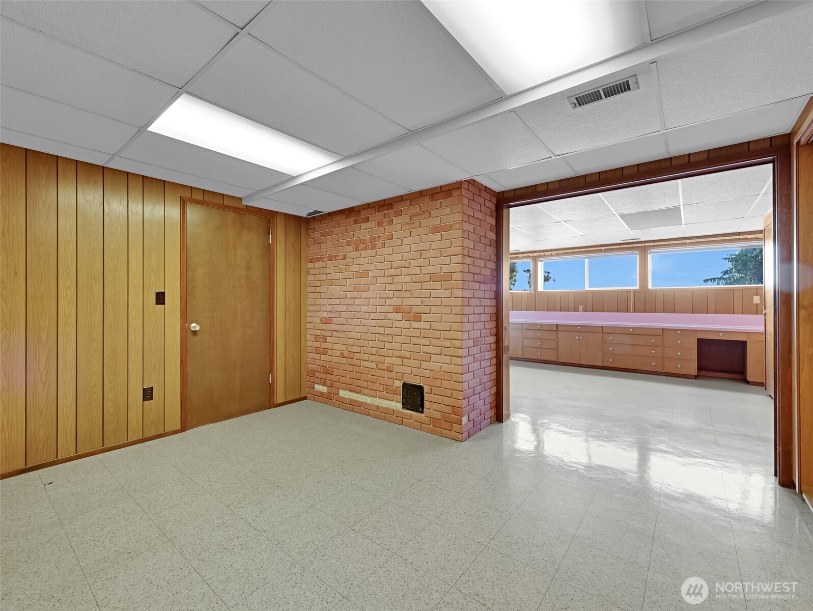 455 Seneca Avenue NW