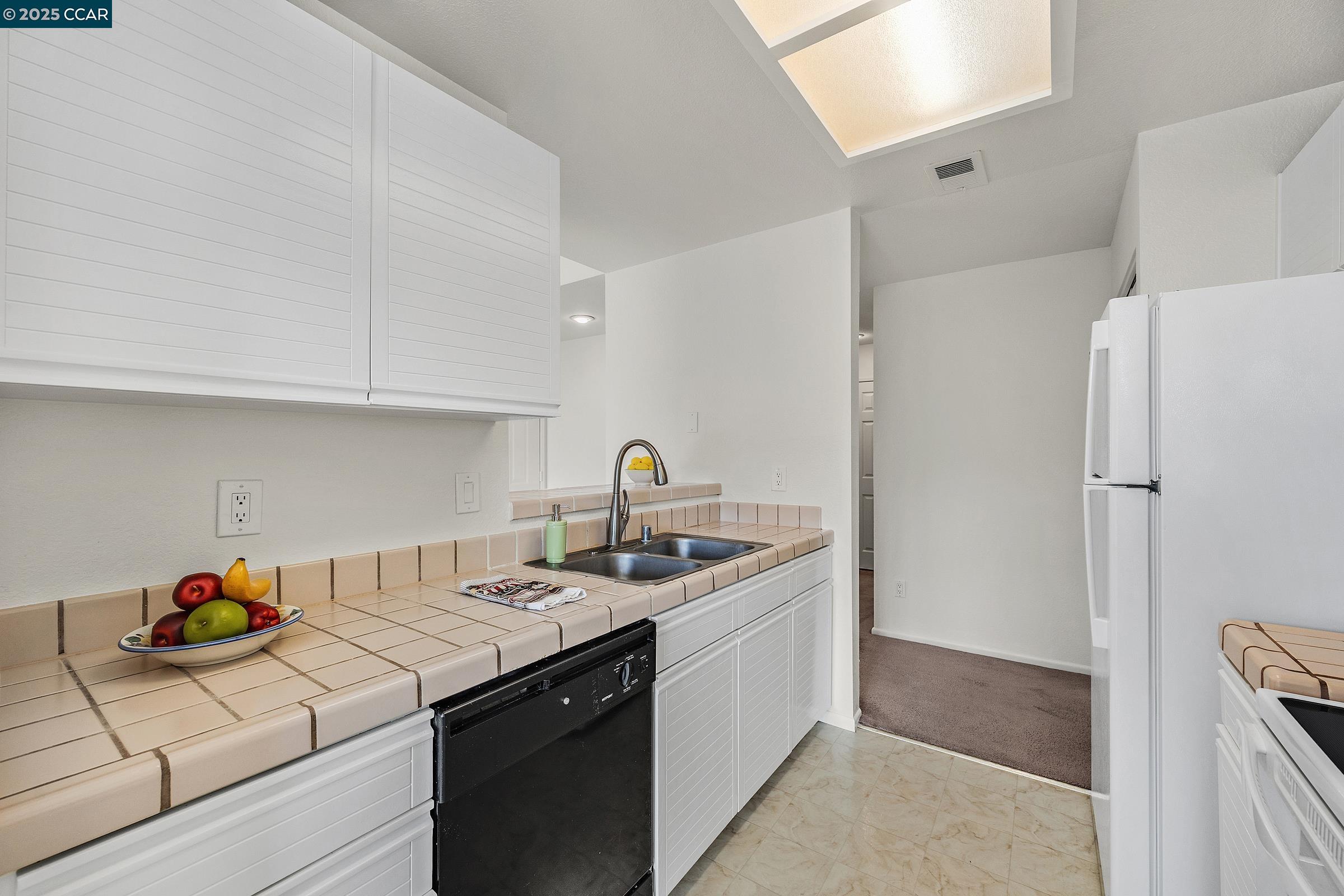 8145 Mountain View Dr # H