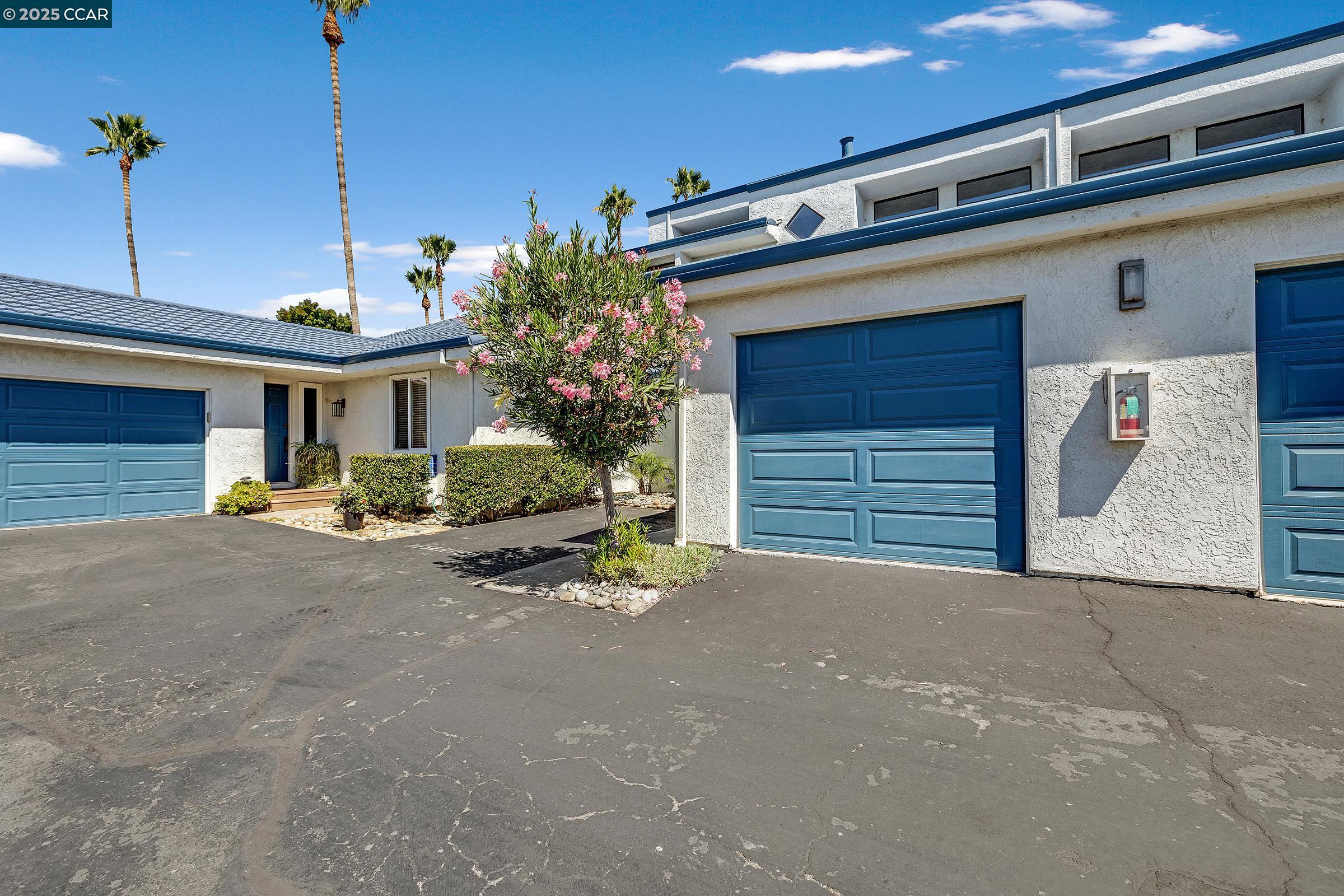 5727 Cutter Loop