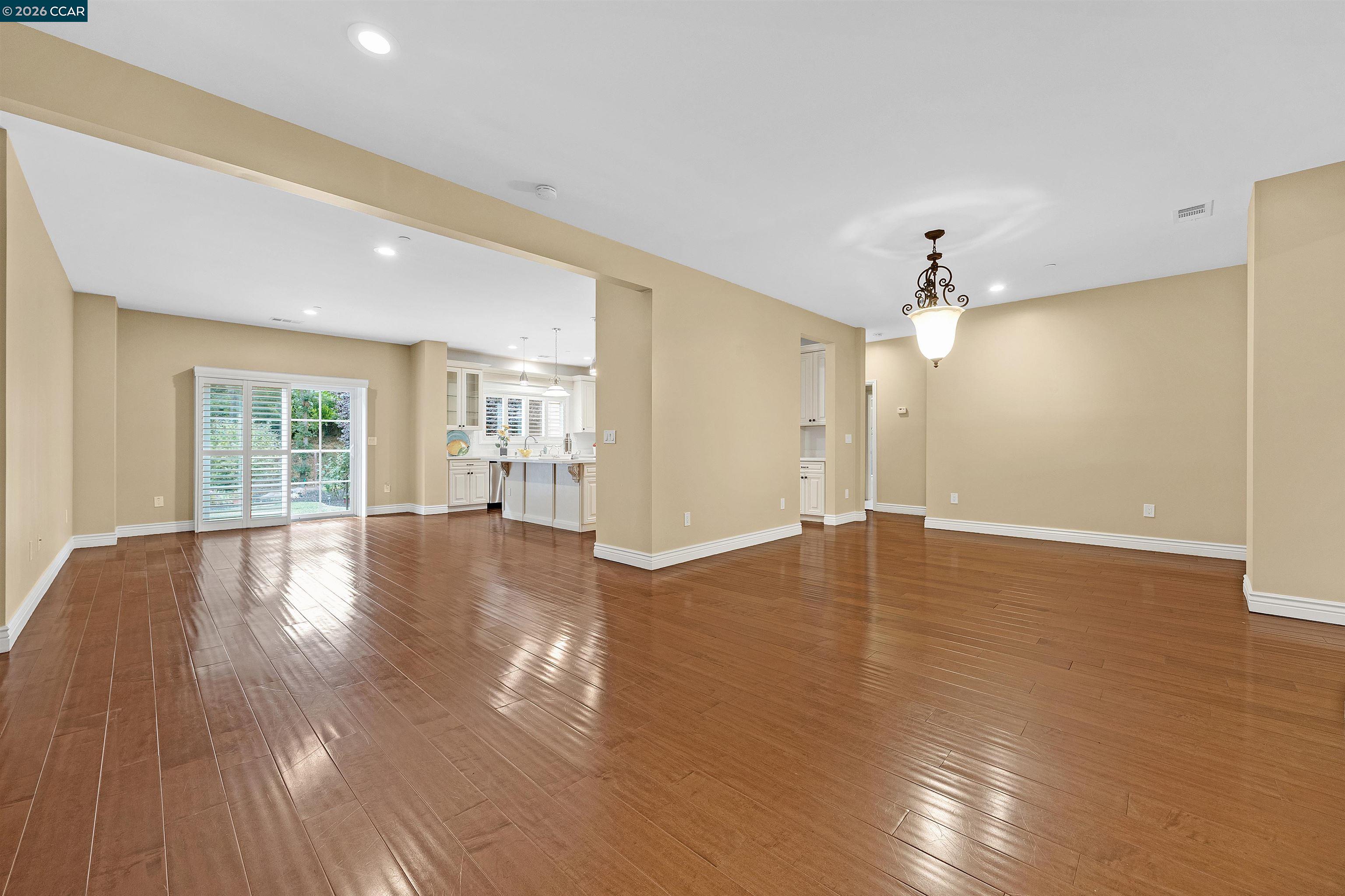 161 Valle Vista Dr