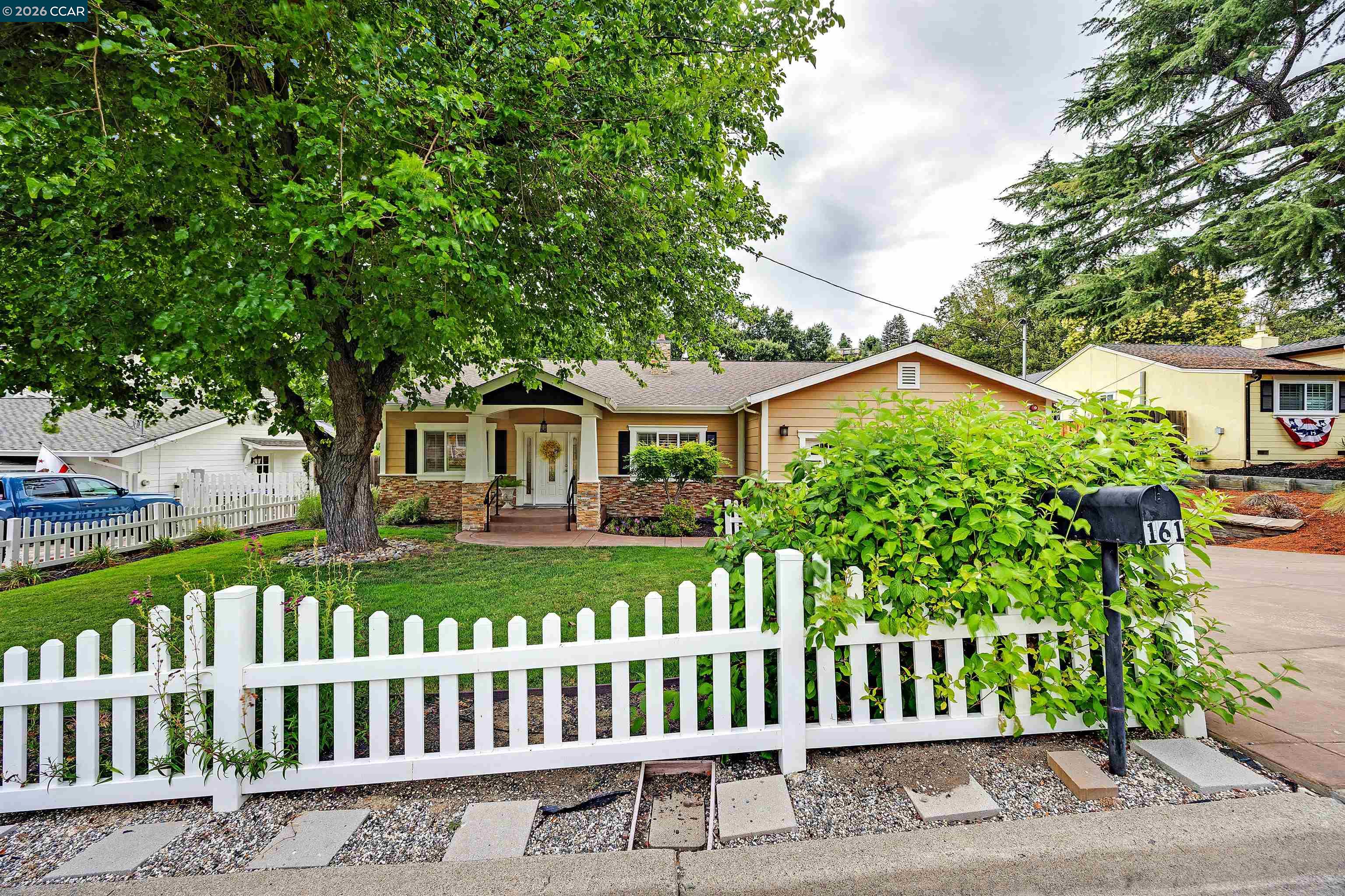 161 Valle Vista Dr