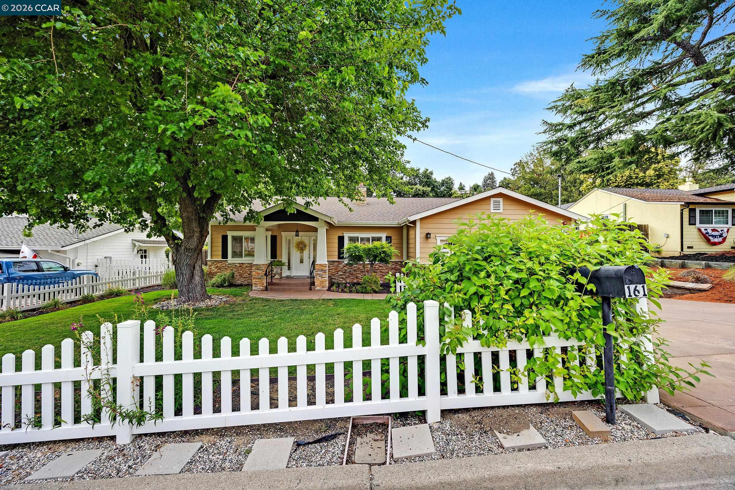 161 Valle Vista Dr