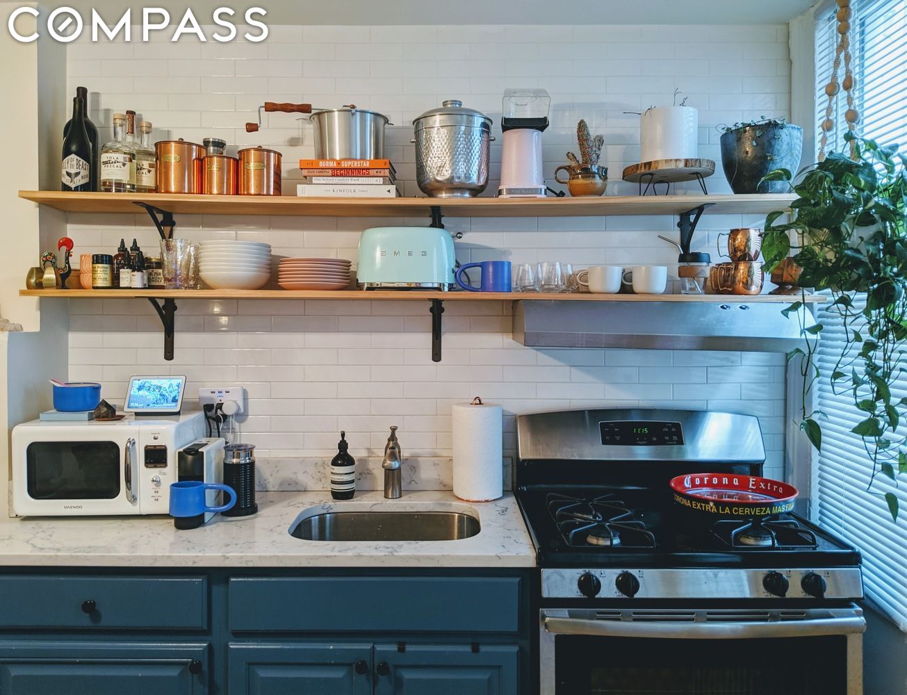 283 Devoe Street 2RR