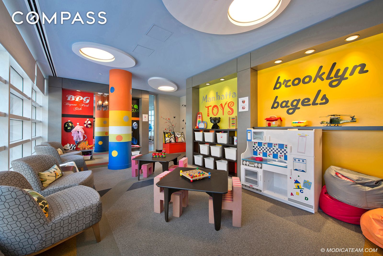 2 Northside Piers 2U