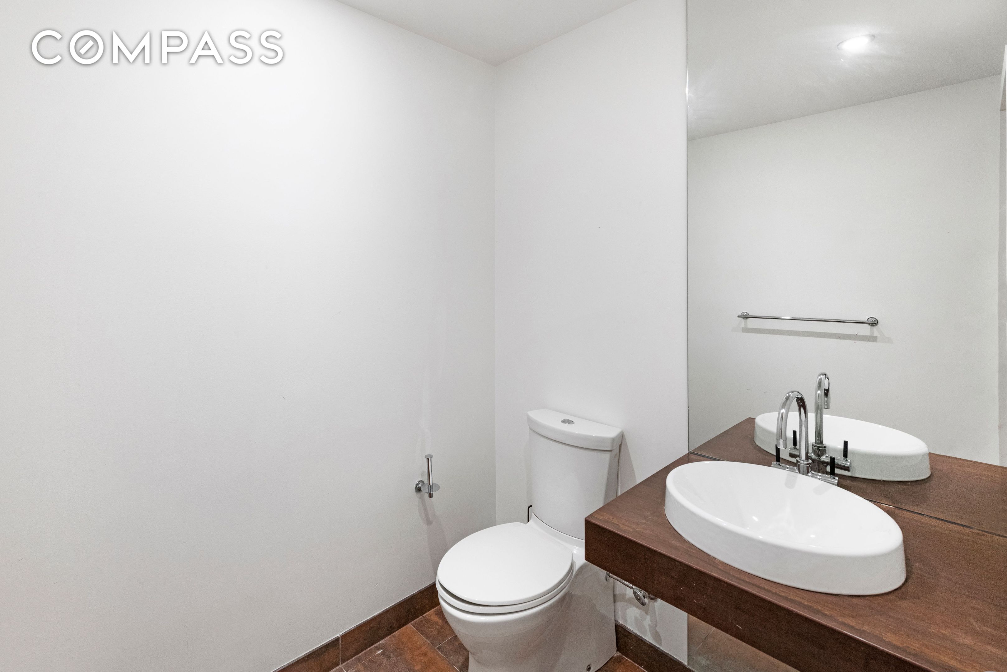 2 Northside Piers 2U