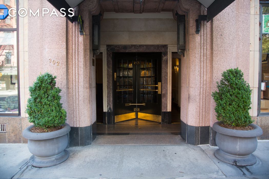 302 W 12th Street 5G