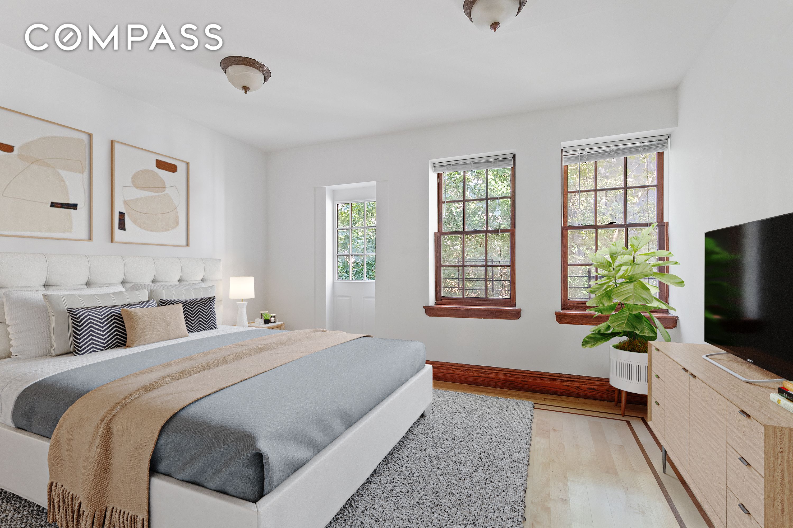 245 E 52nd Street
