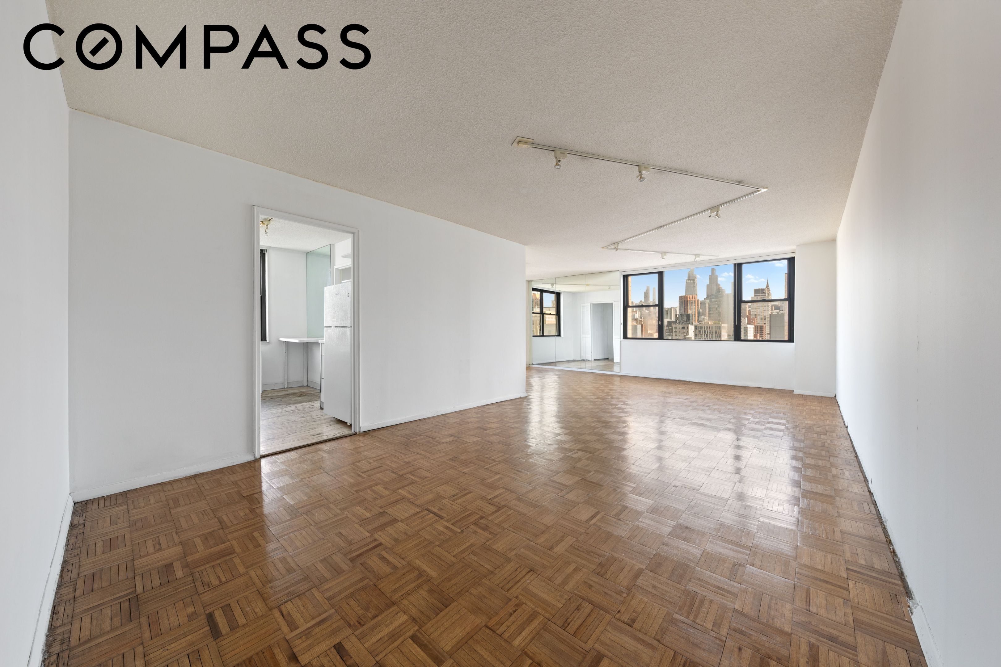 201 E 17th Street 22G