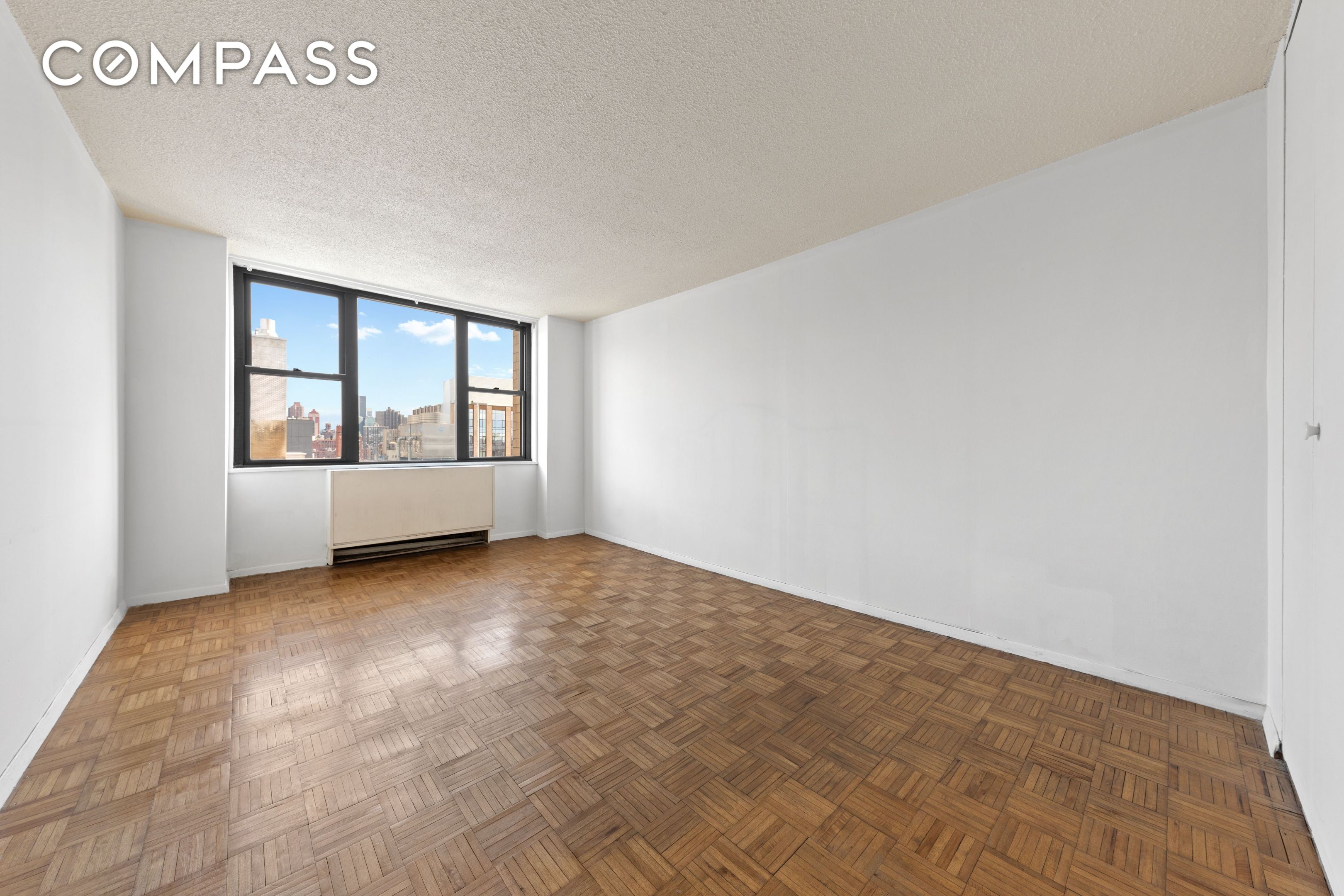 201 E 17th Street 22G