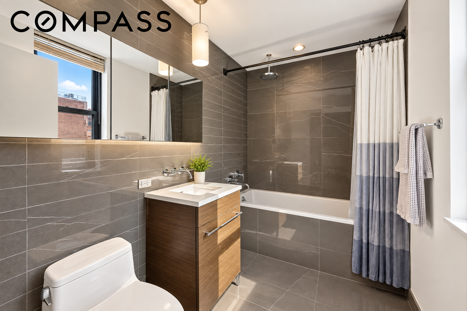 58 Metropolitan Avenue 5A