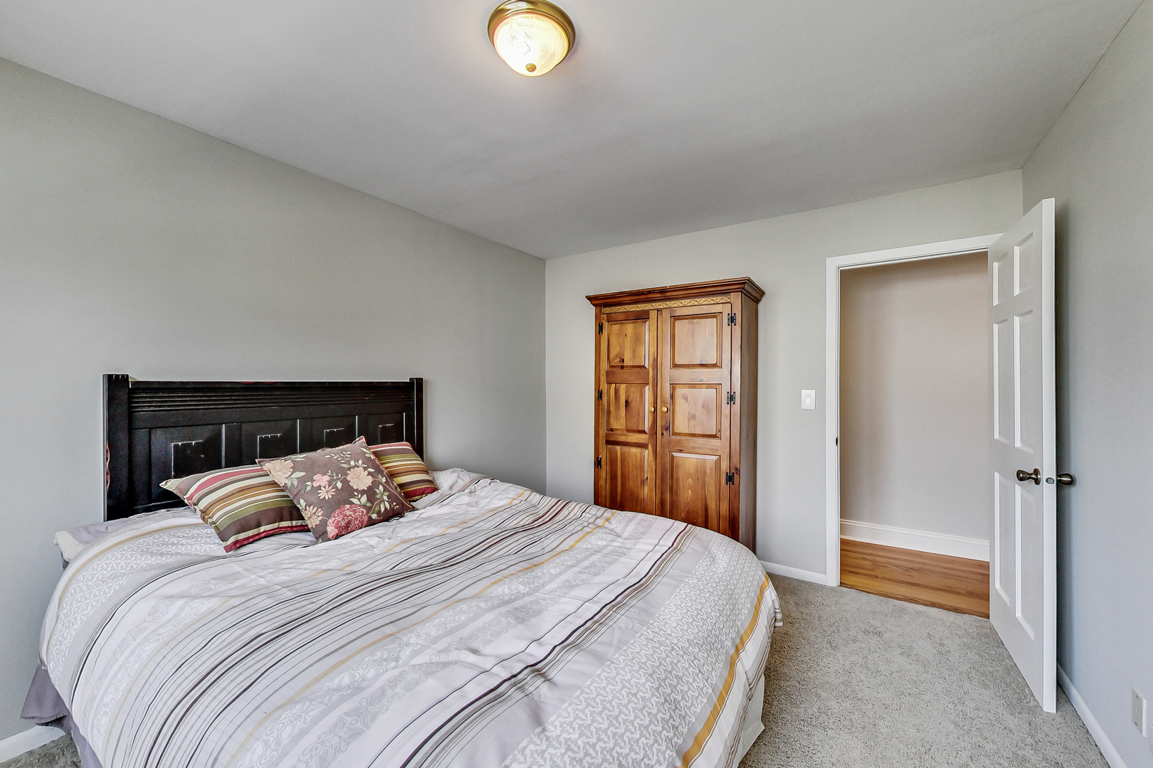 5960 N Mccook Avenue