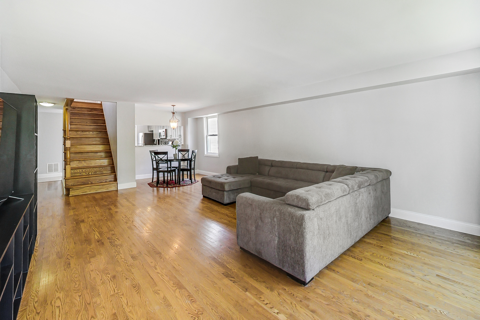 5960 N Mccook Avenue