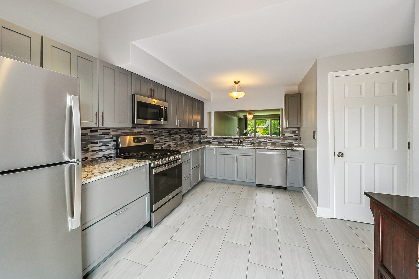 5960 N Mccook Avenue