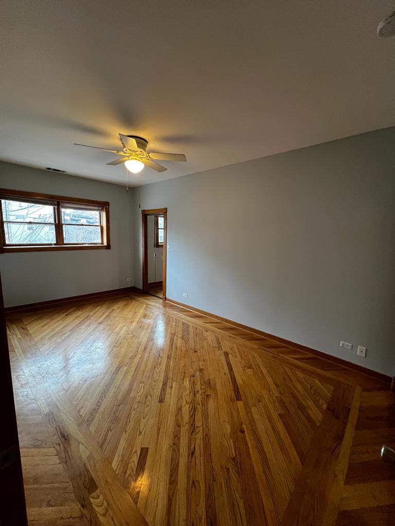 3205 N Leavitt Street Unit: 3